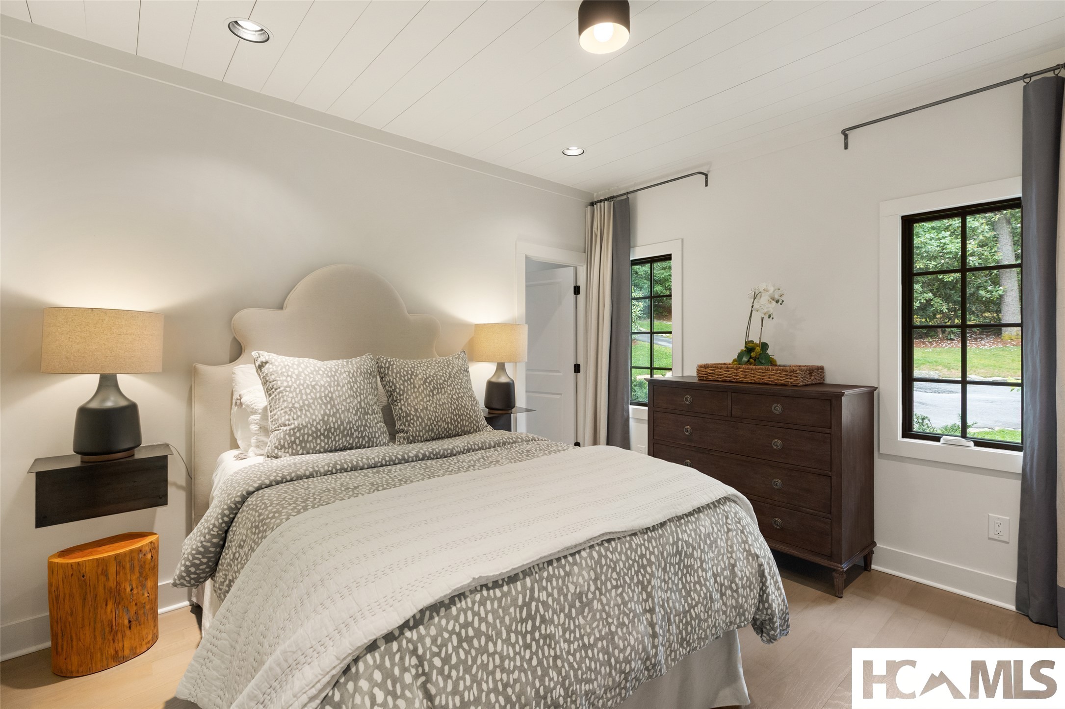 288 Cherokee View