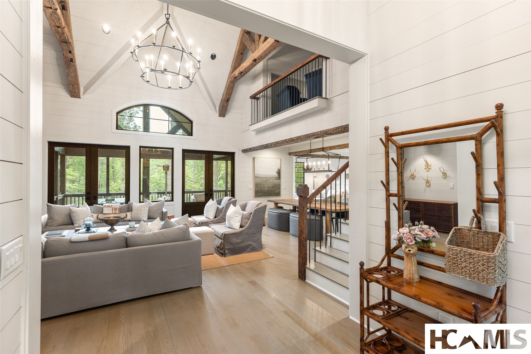 288 Cherokee View