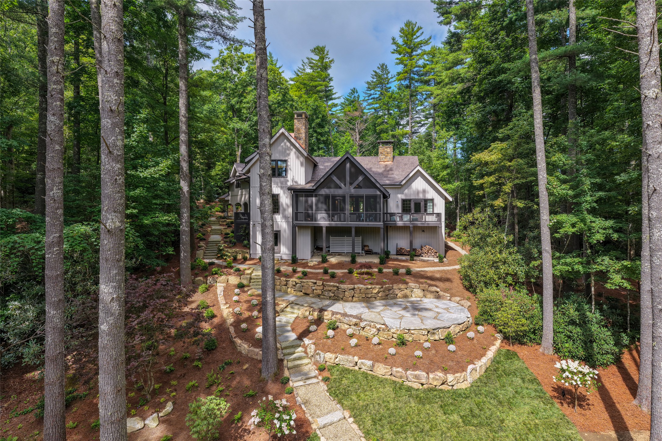 288 Cherokee View