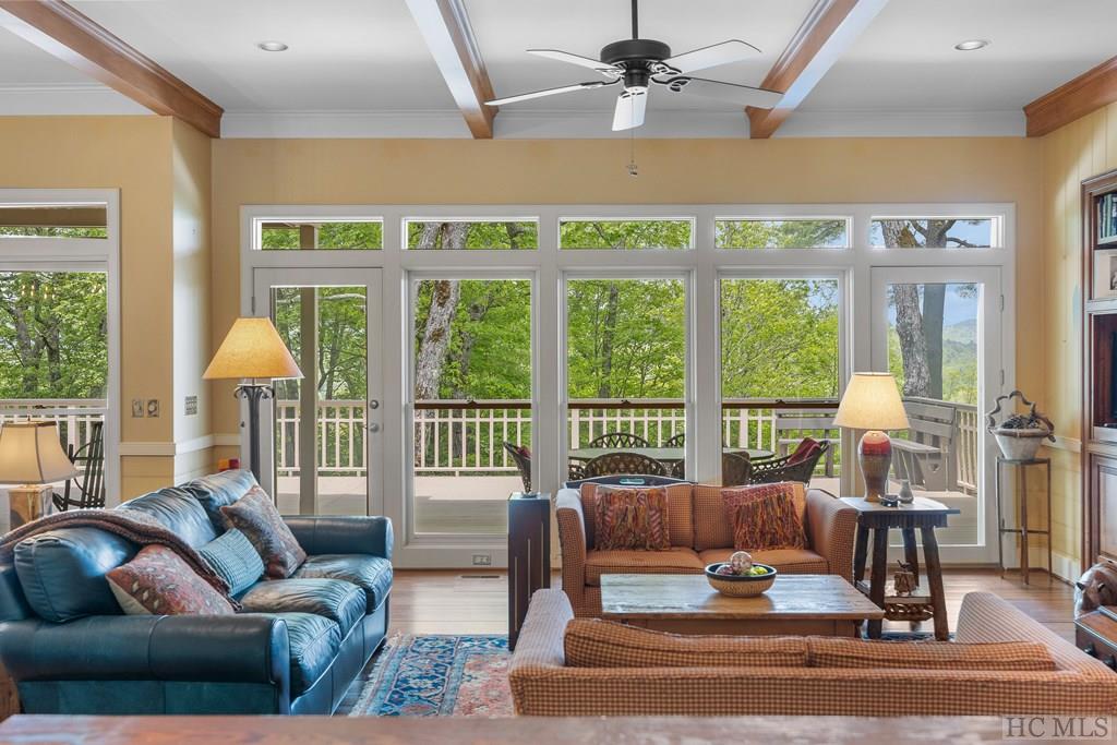 194 Big Bear Pen Lane