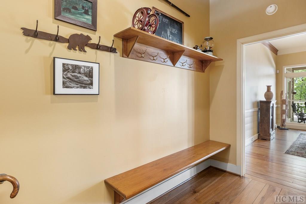 194 Big Bear Pen Lane