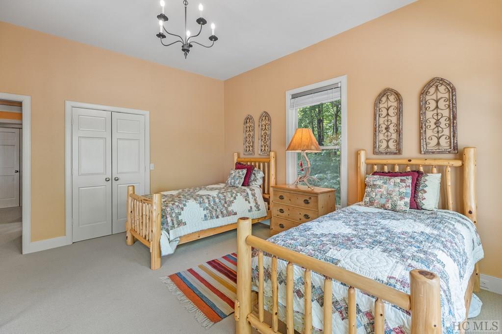 194 Big Bear Pen Lane