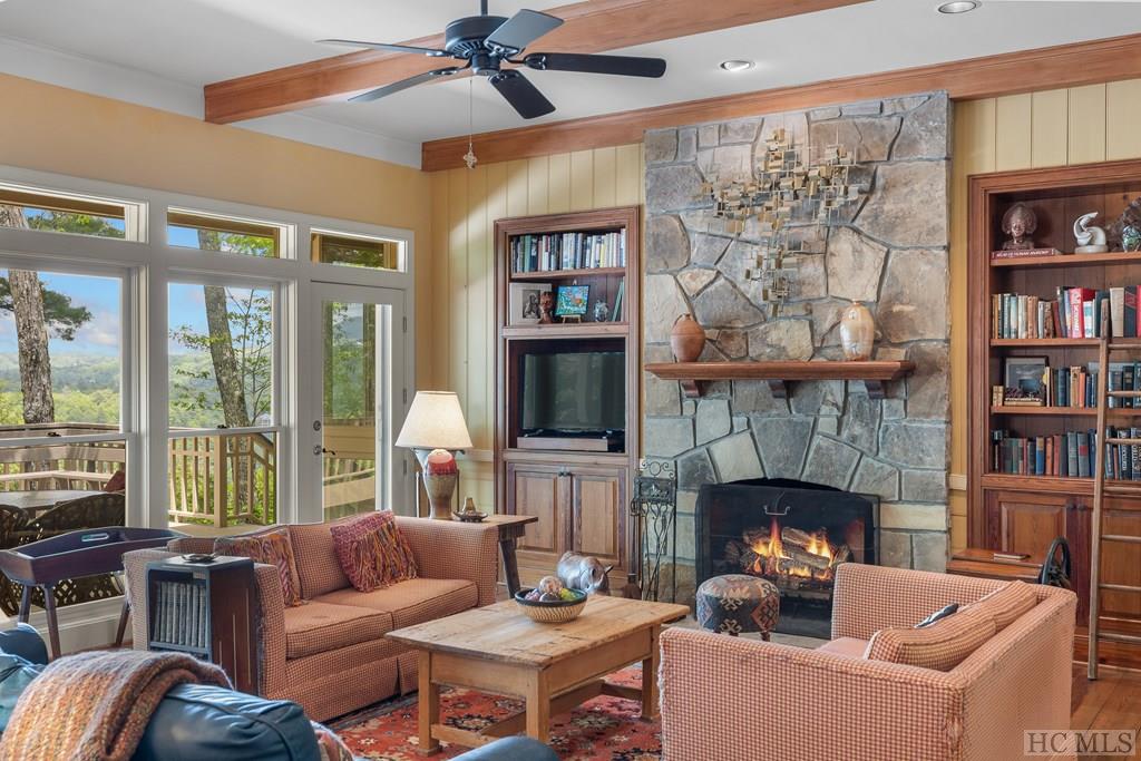 194 Big Bear Pen Lane