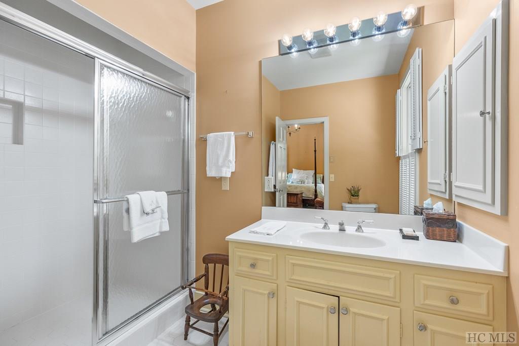 194 Big Bear Pen Lane