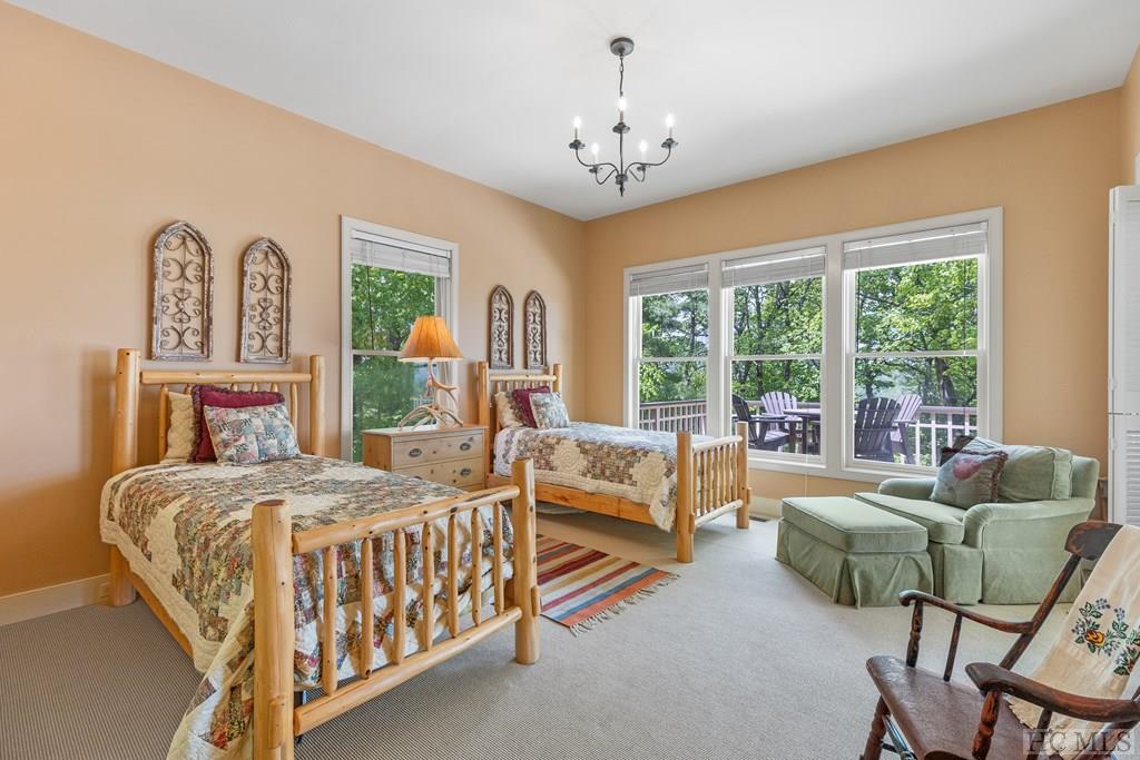 194 Big Bear Pen Lane