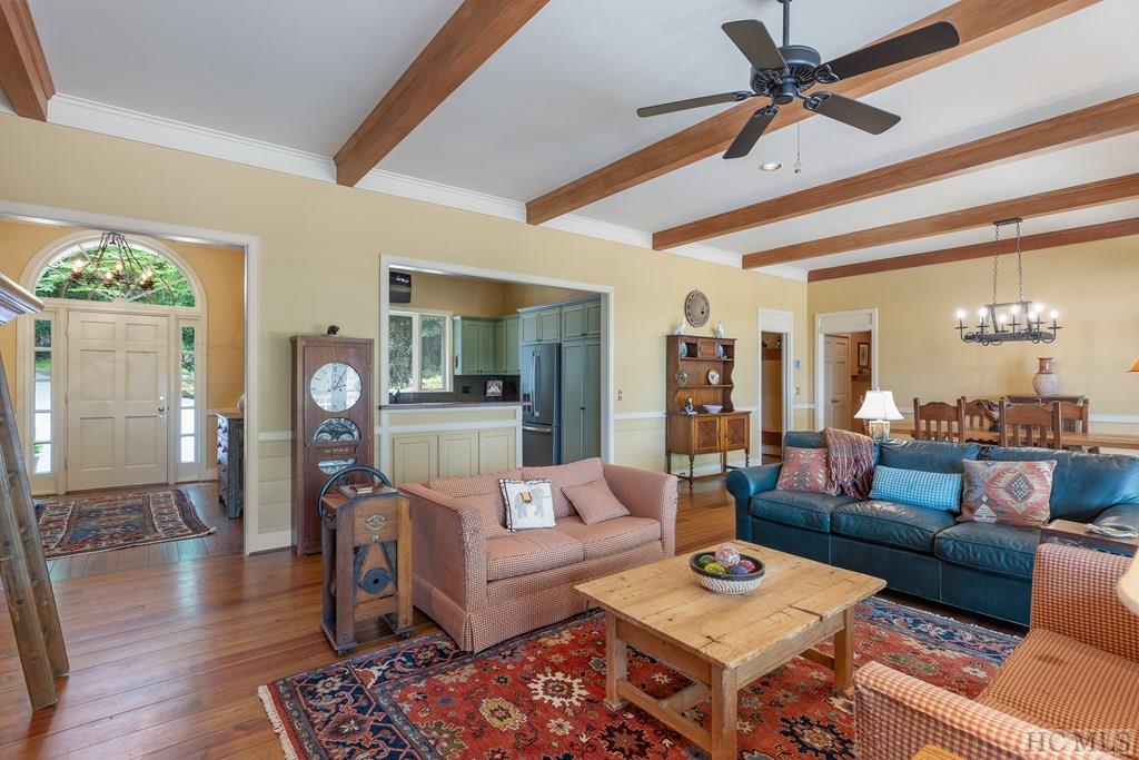 194 Big Bear Pen Lane