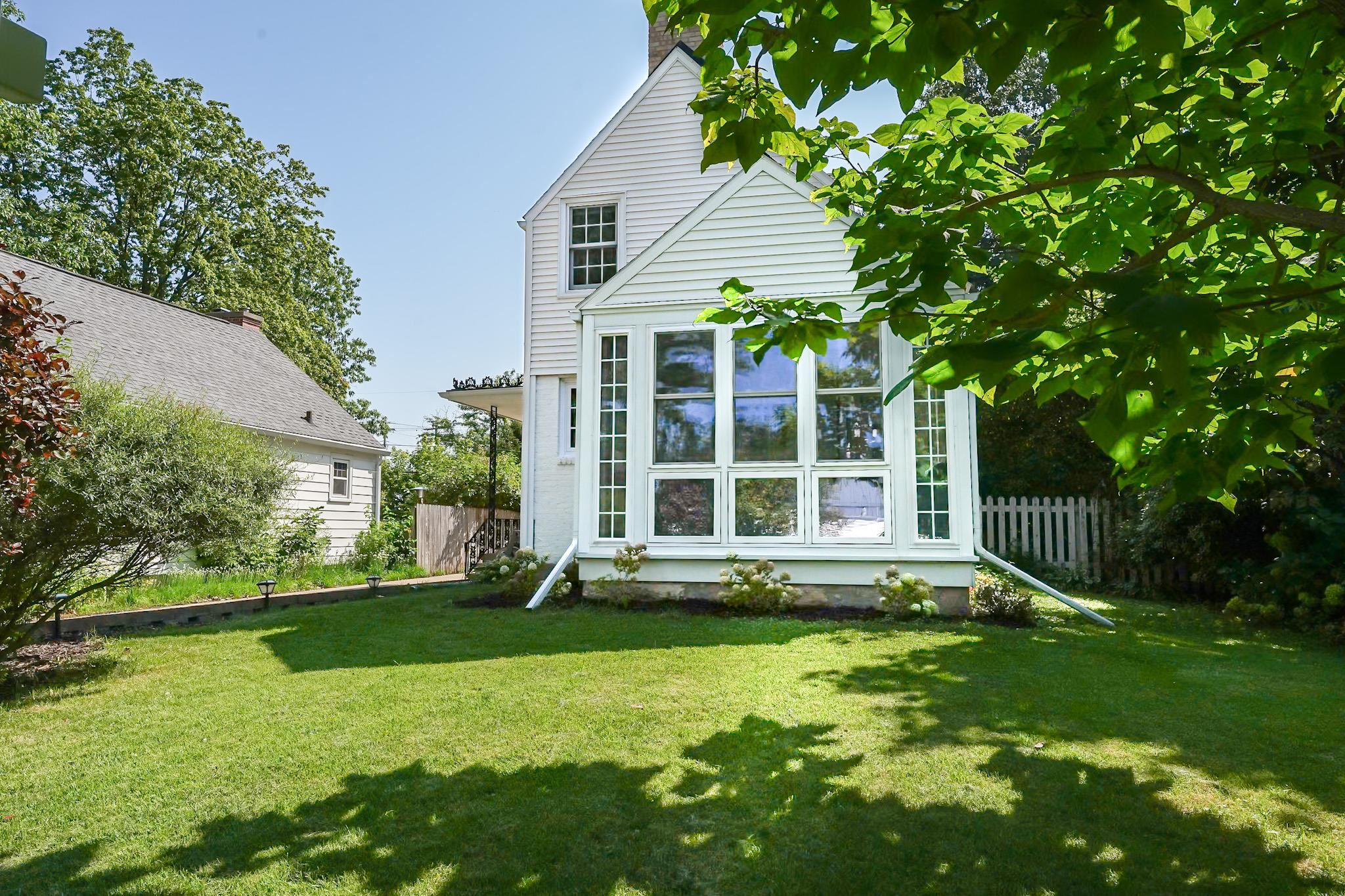166 Kensington Drive