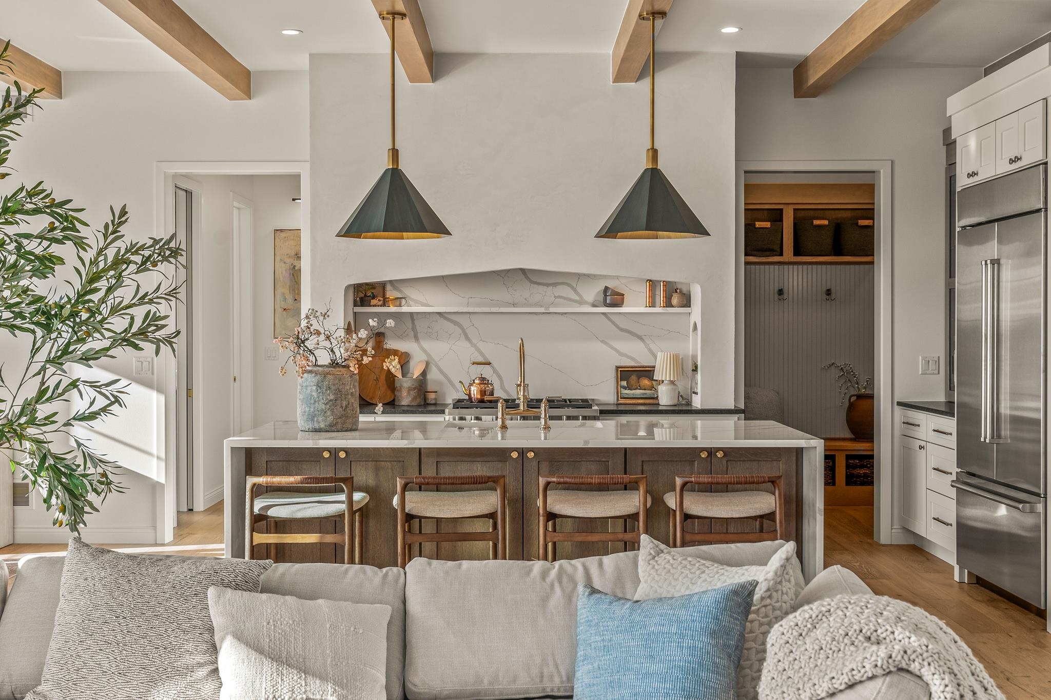 6835 Angelica Trail