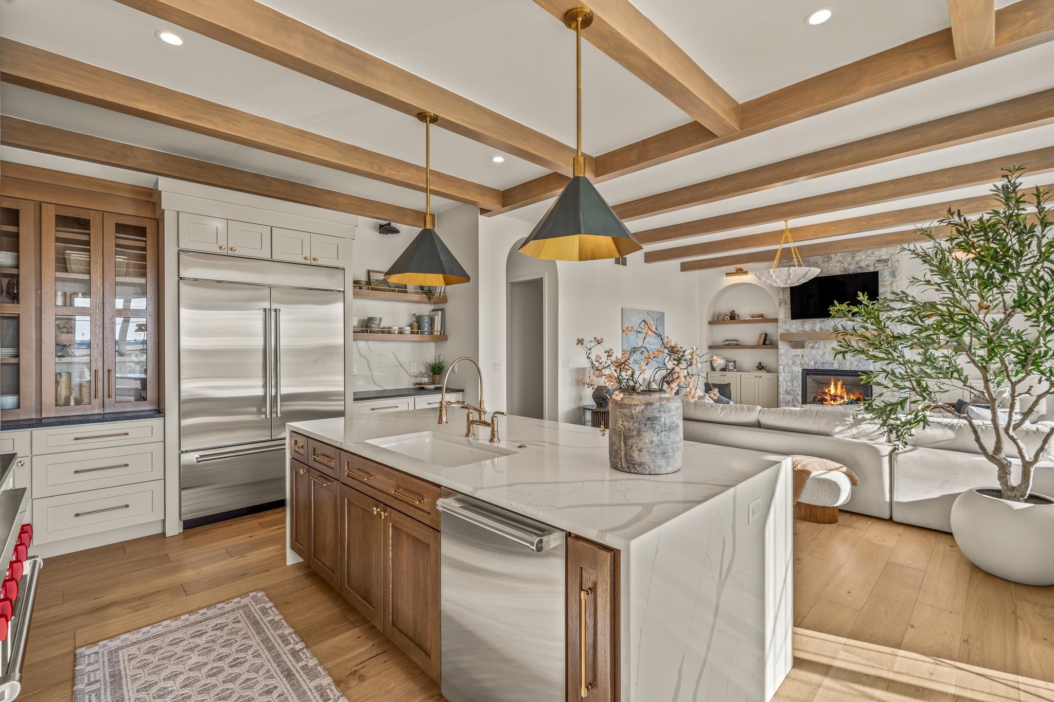 6835 Angelica Trail