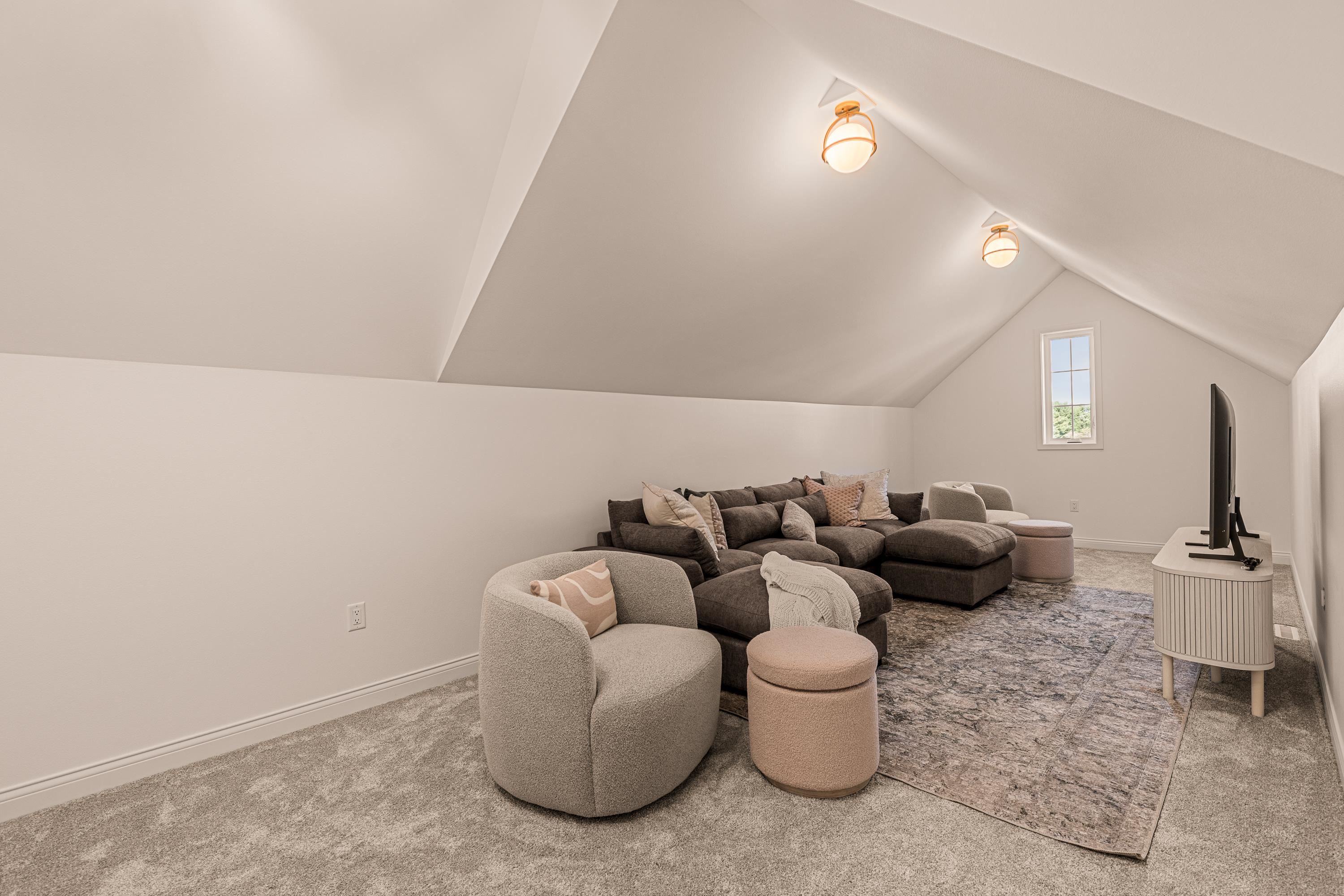 6835 Angelica Trail