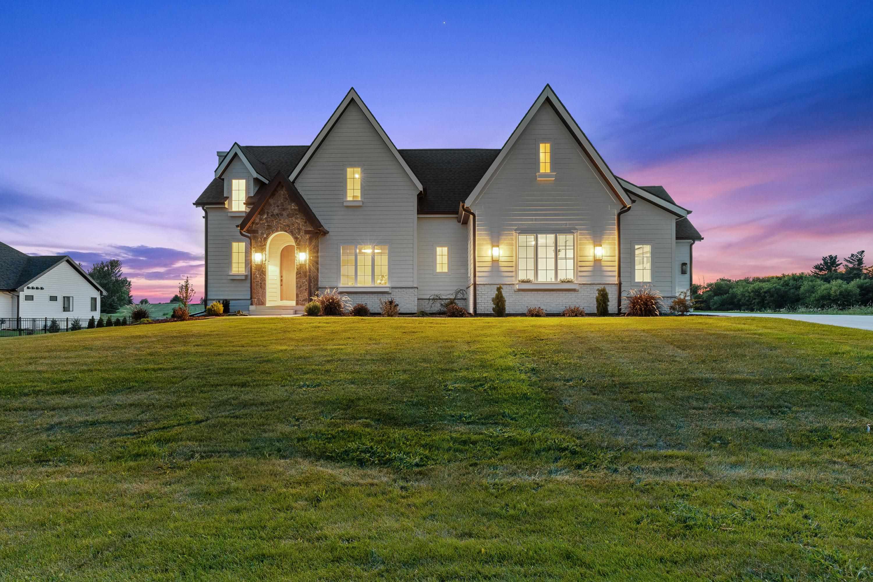 6835 Angelica Trail