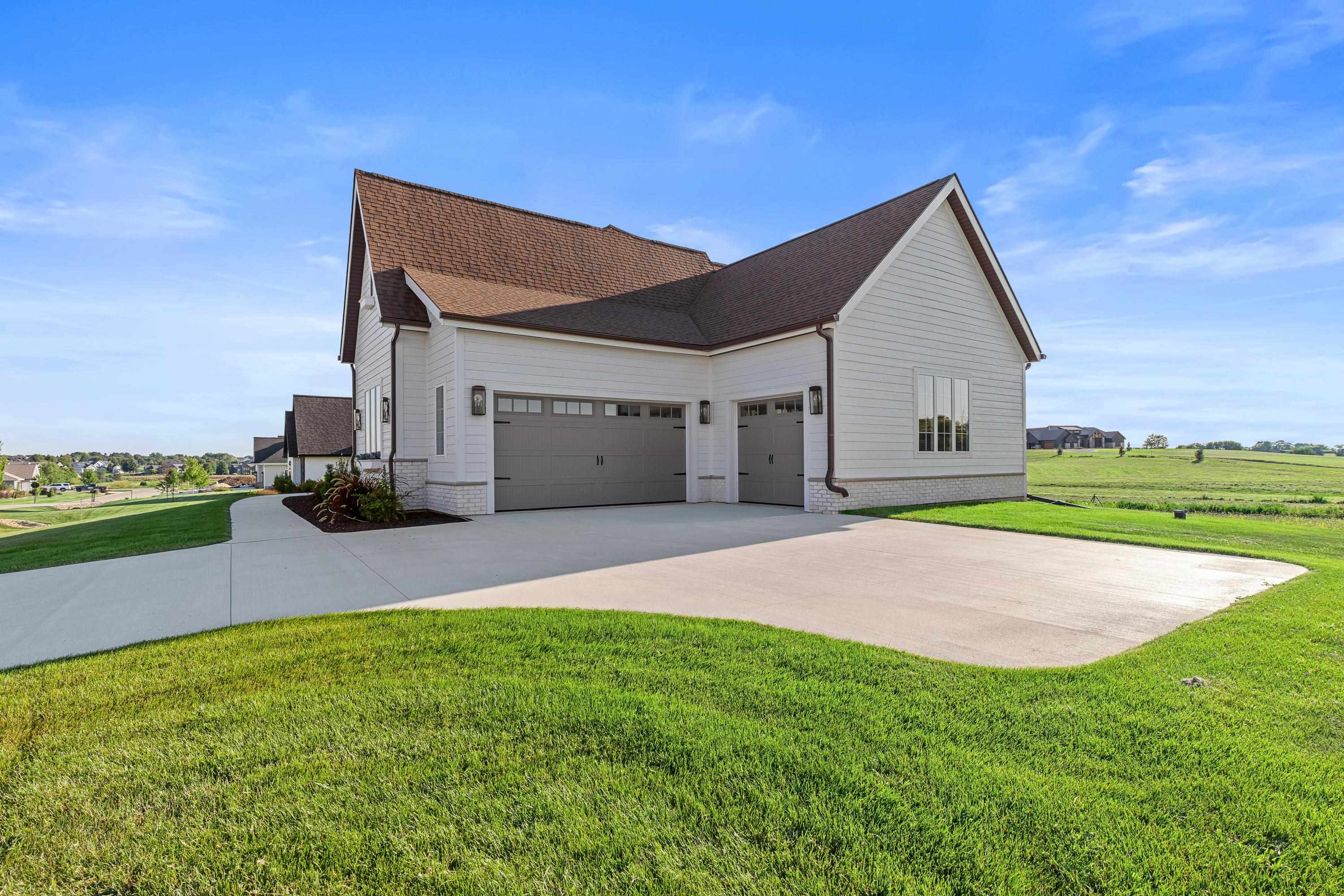 6835 Angelica Trail