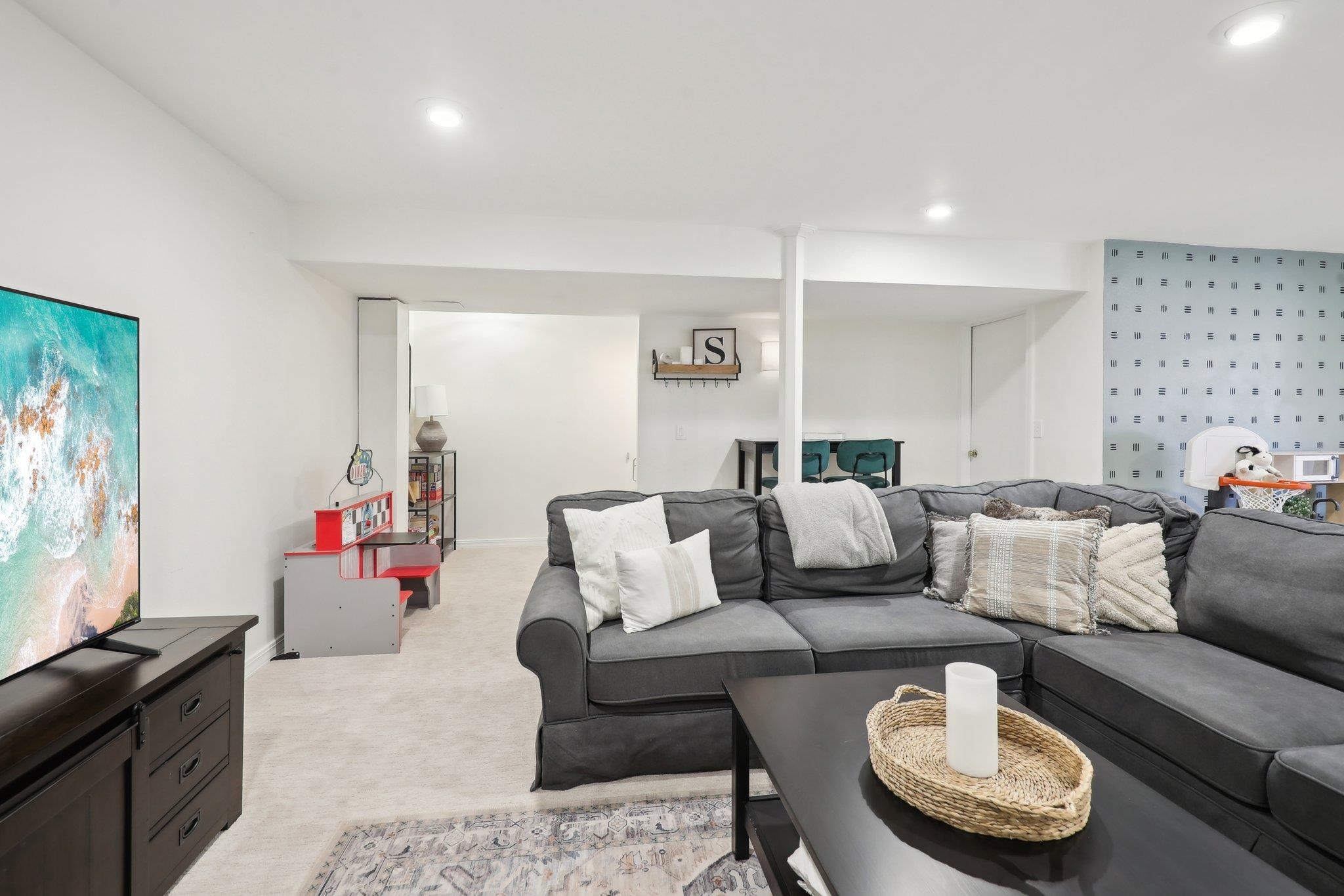 1437 Prairie Rose Drive