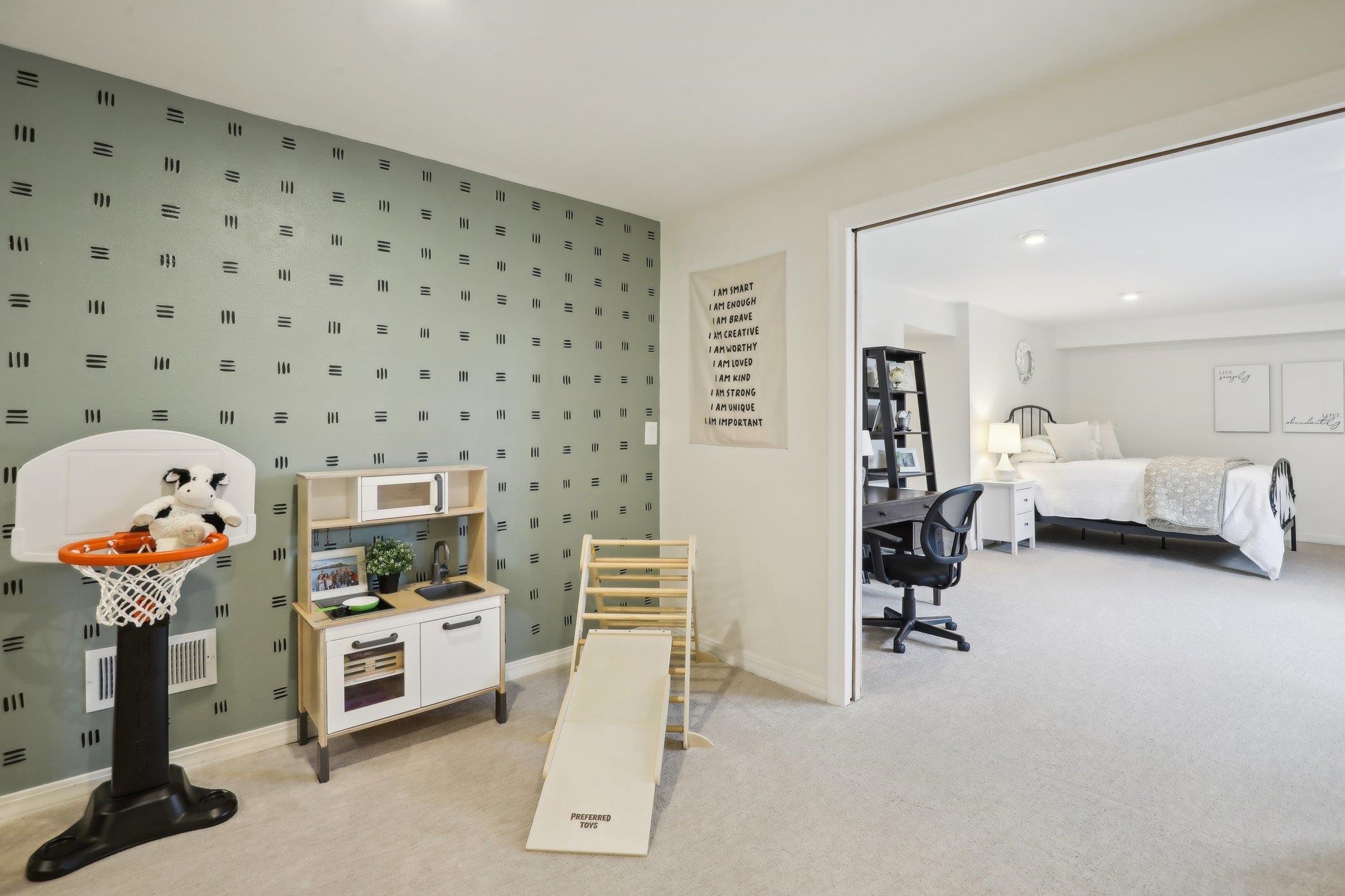 1437 Prairie Rose Drive