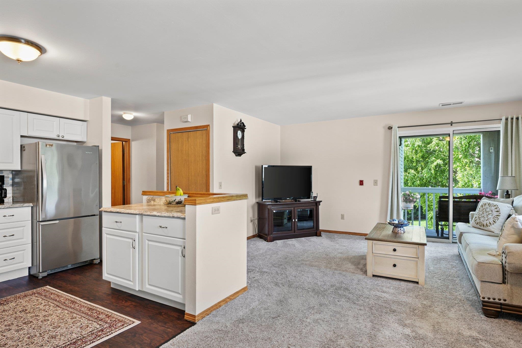 964 Rockefeller Lane