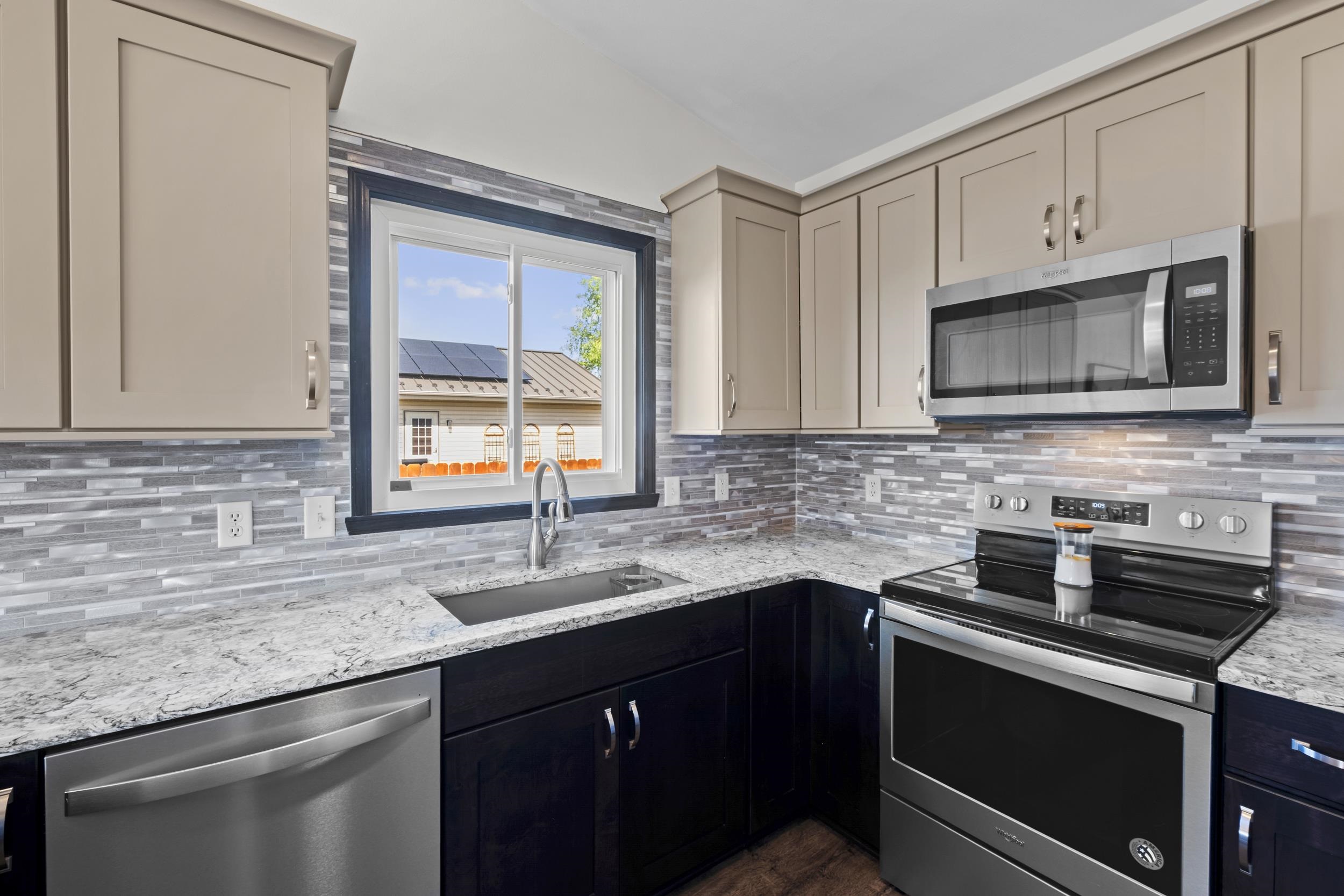 3843 Balmoral Drive