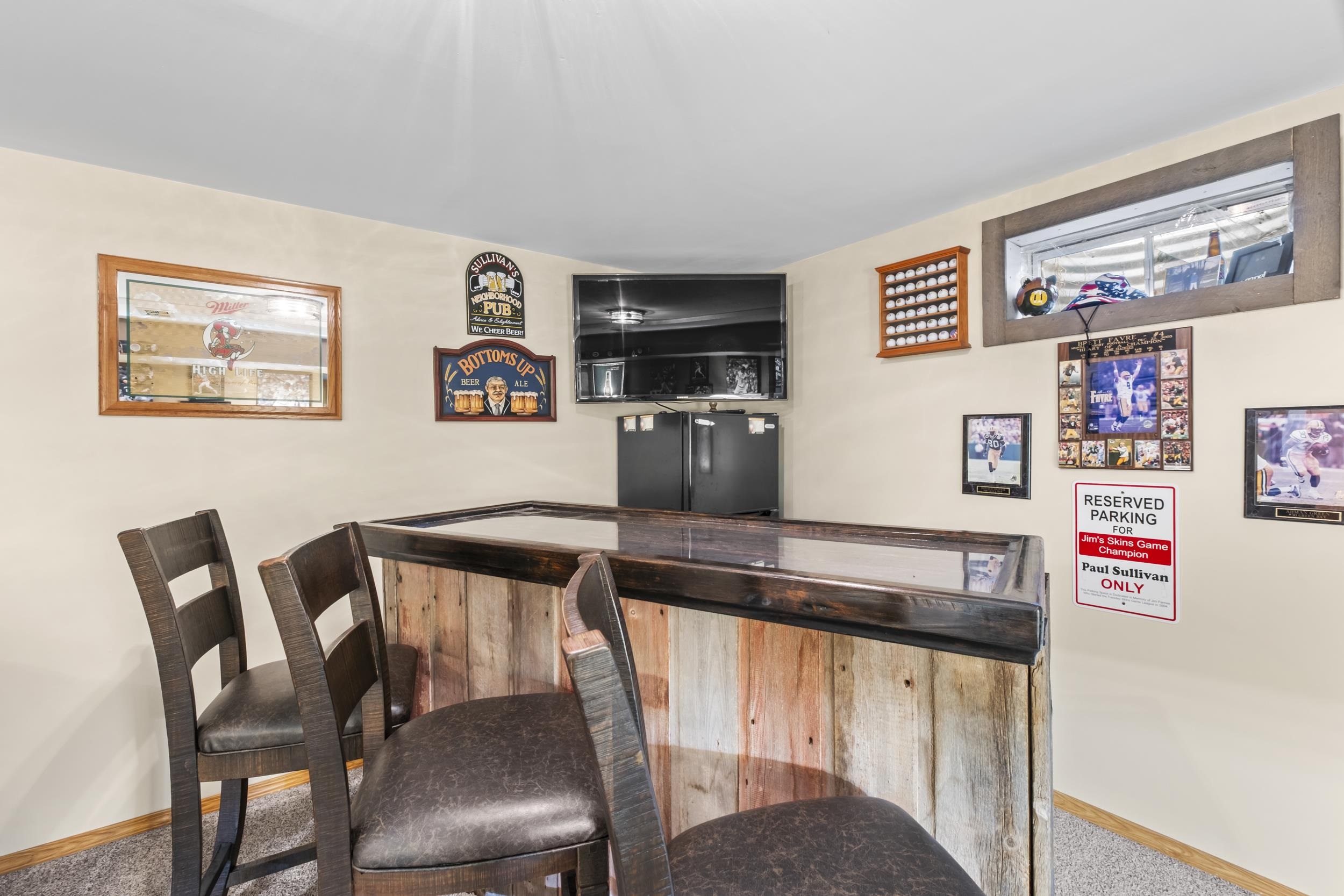 3843 Balmoral Drive