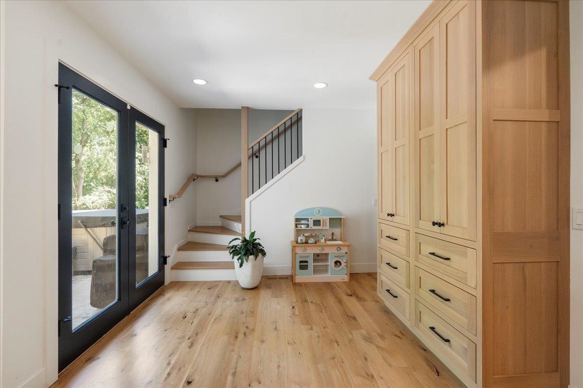 5 Hodgson Court