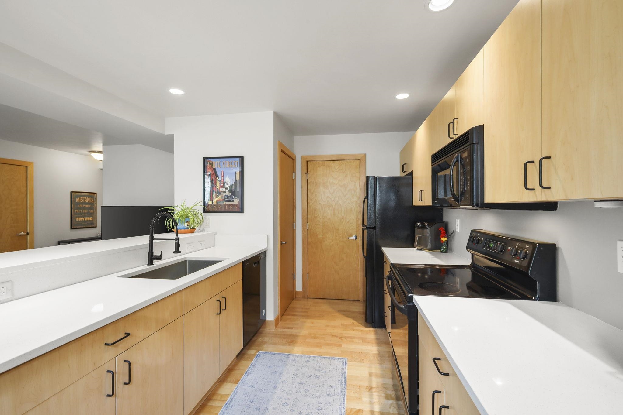 111 N Hamilton Street 202