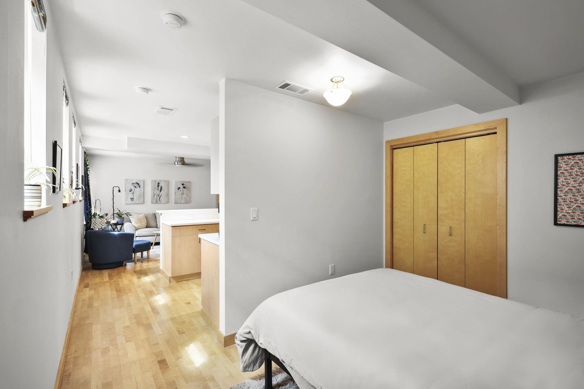 111 N Hamilton Street 202