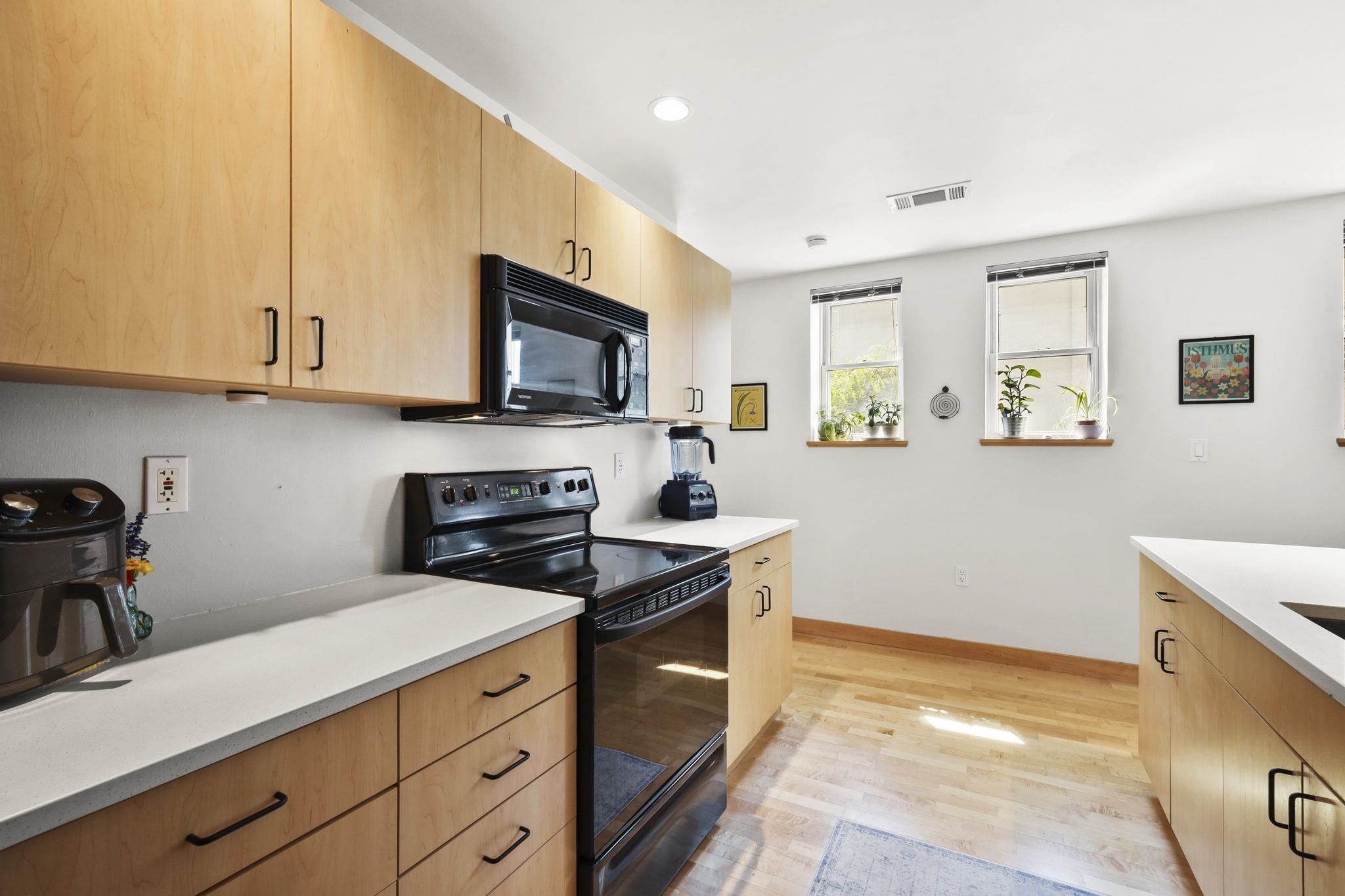 111 N Hamilton Street 202