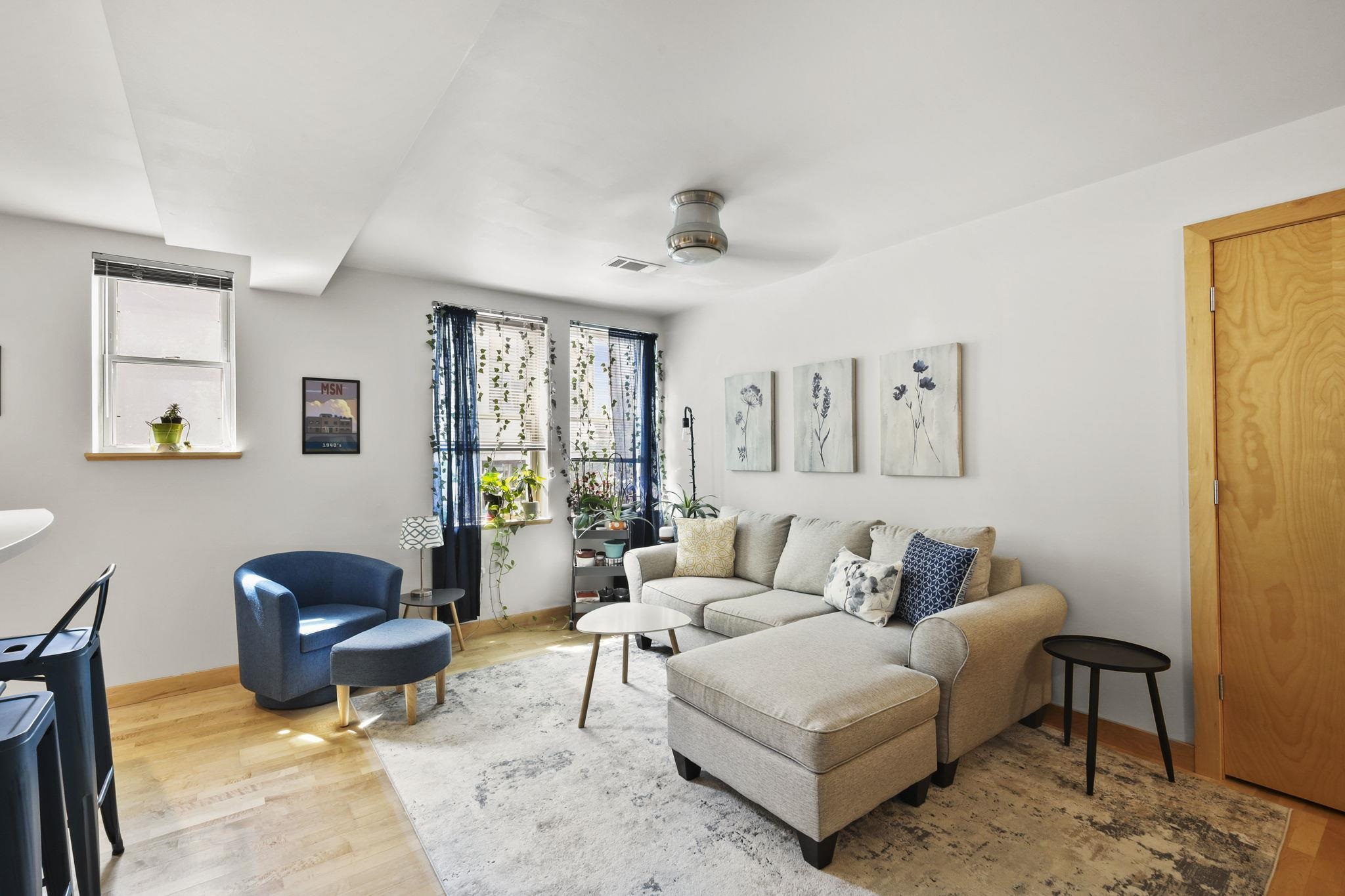 111 N Hamilton Street 202