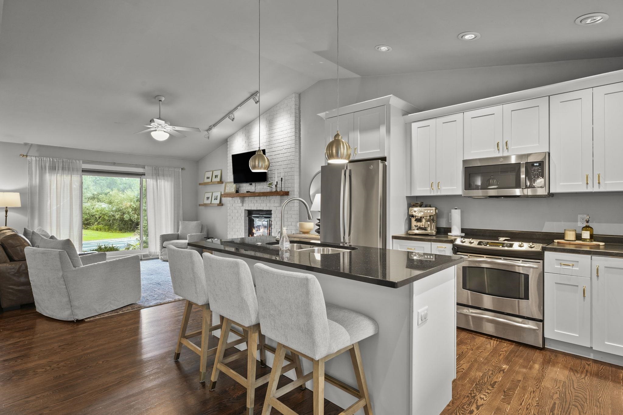2578 Petersburg Circle