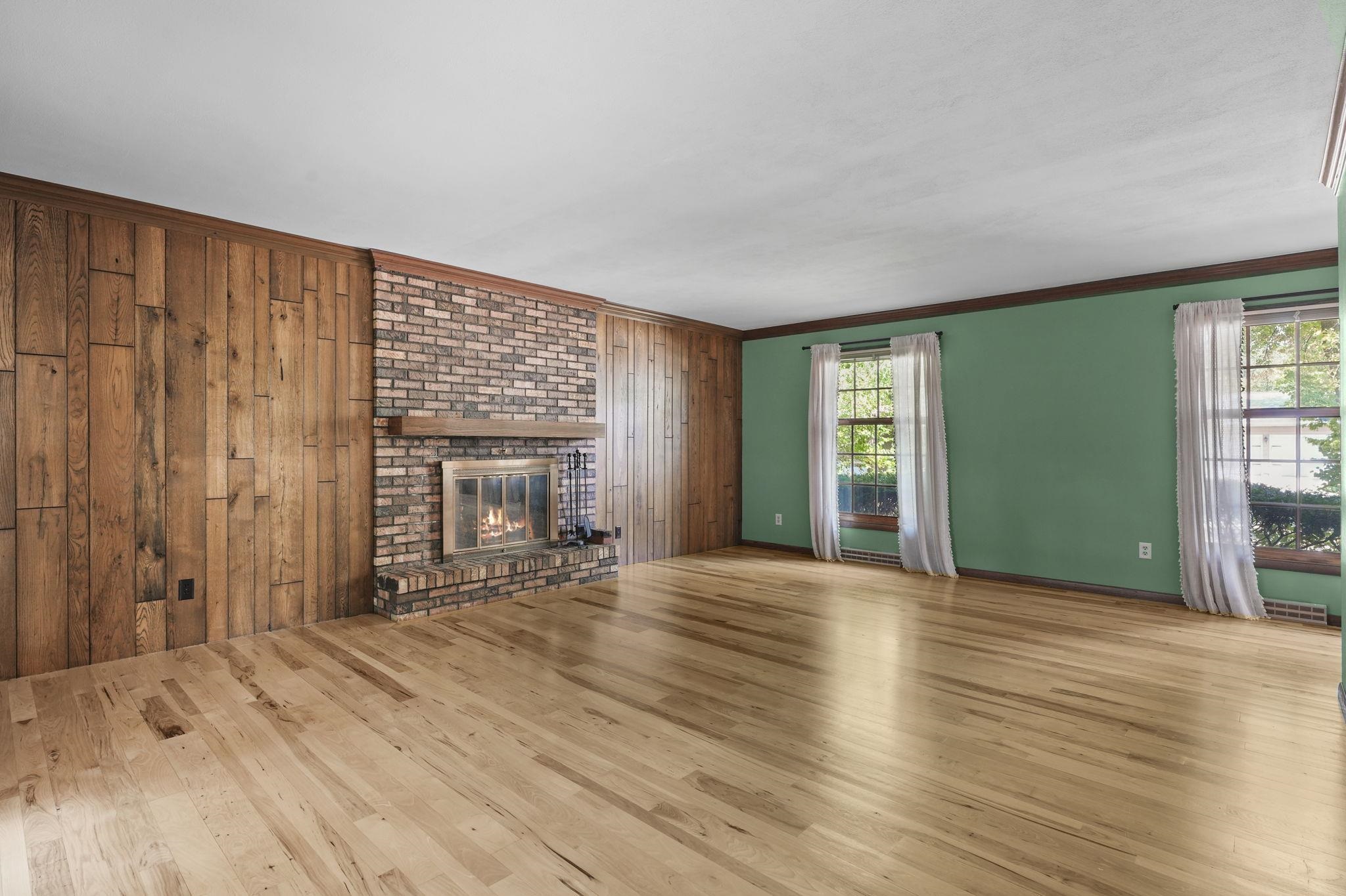 306 Walnut Grove Drive