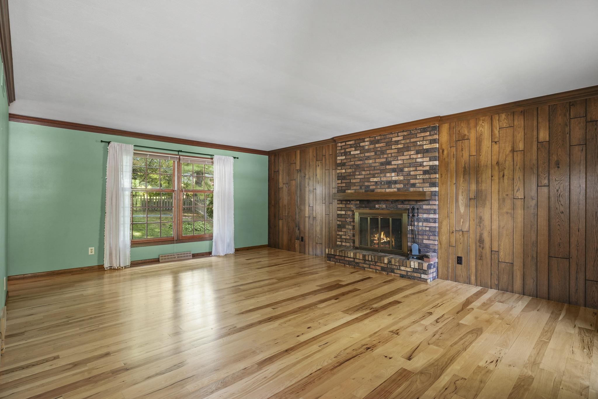 306 Walnut Grove Drive