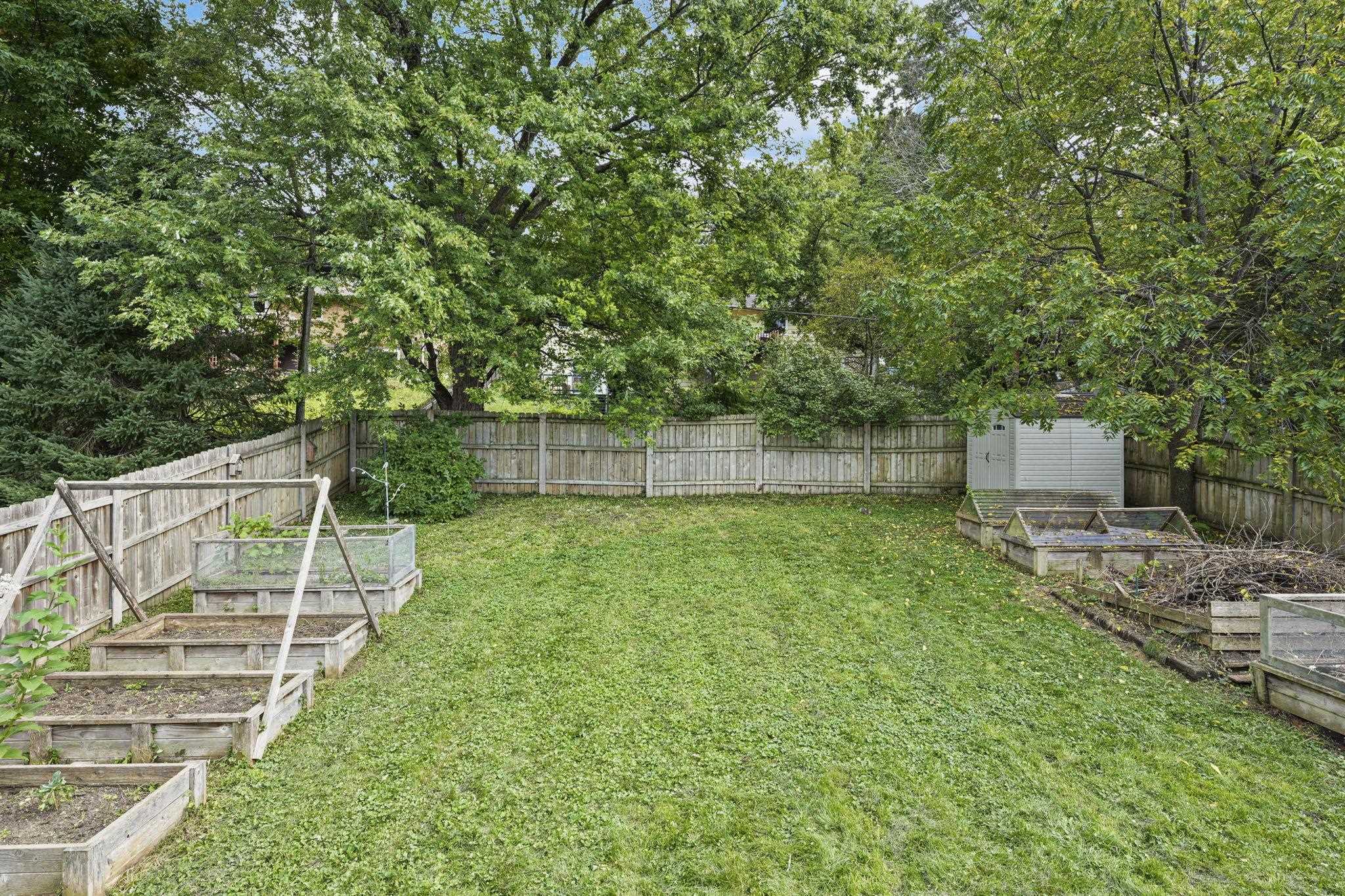 1313 Carpenter Street