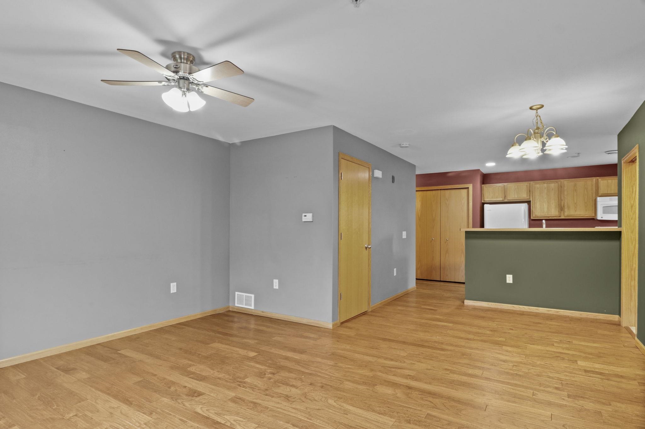 3902 Maple Grove Drive 9