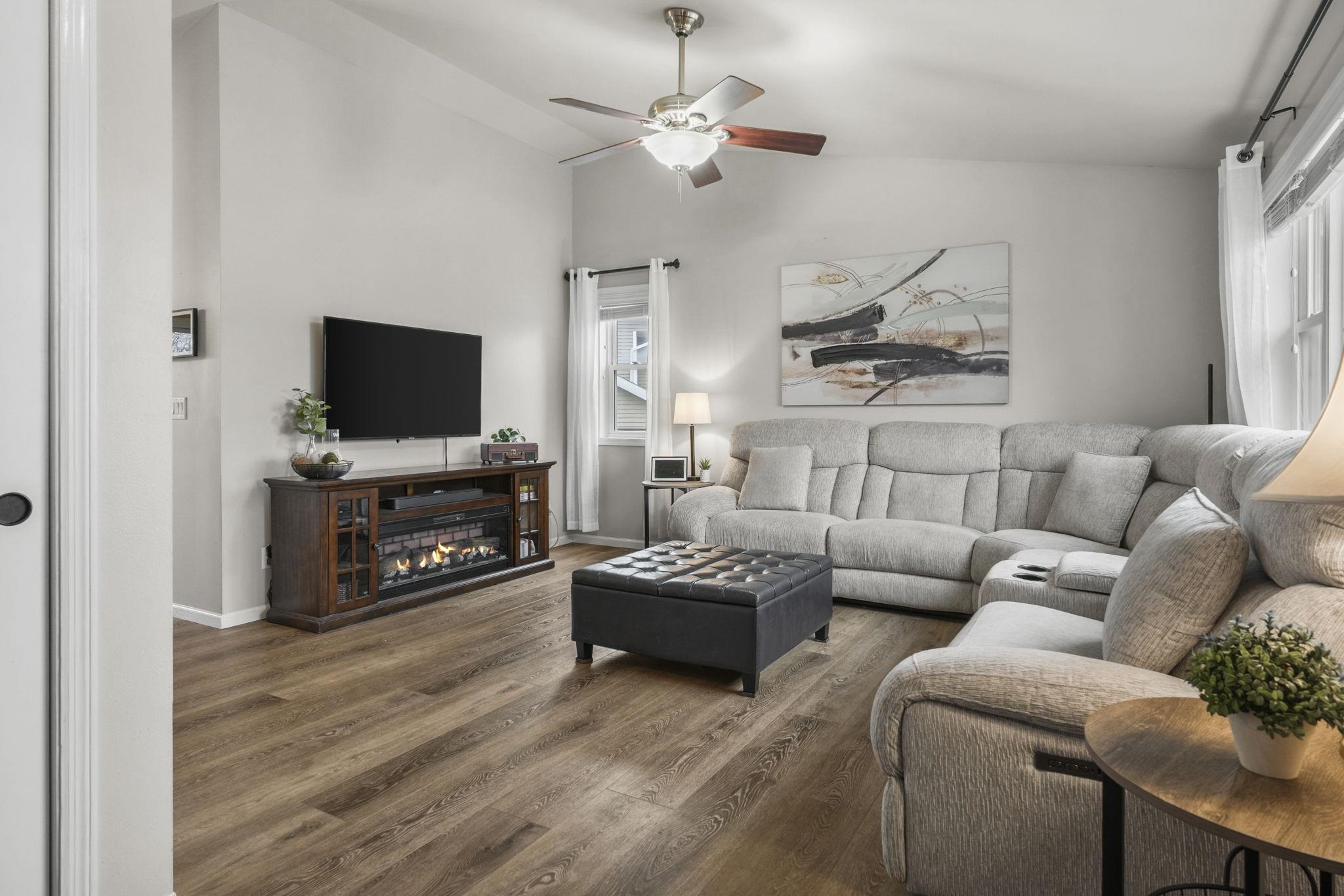 3266 Box Hill Road
