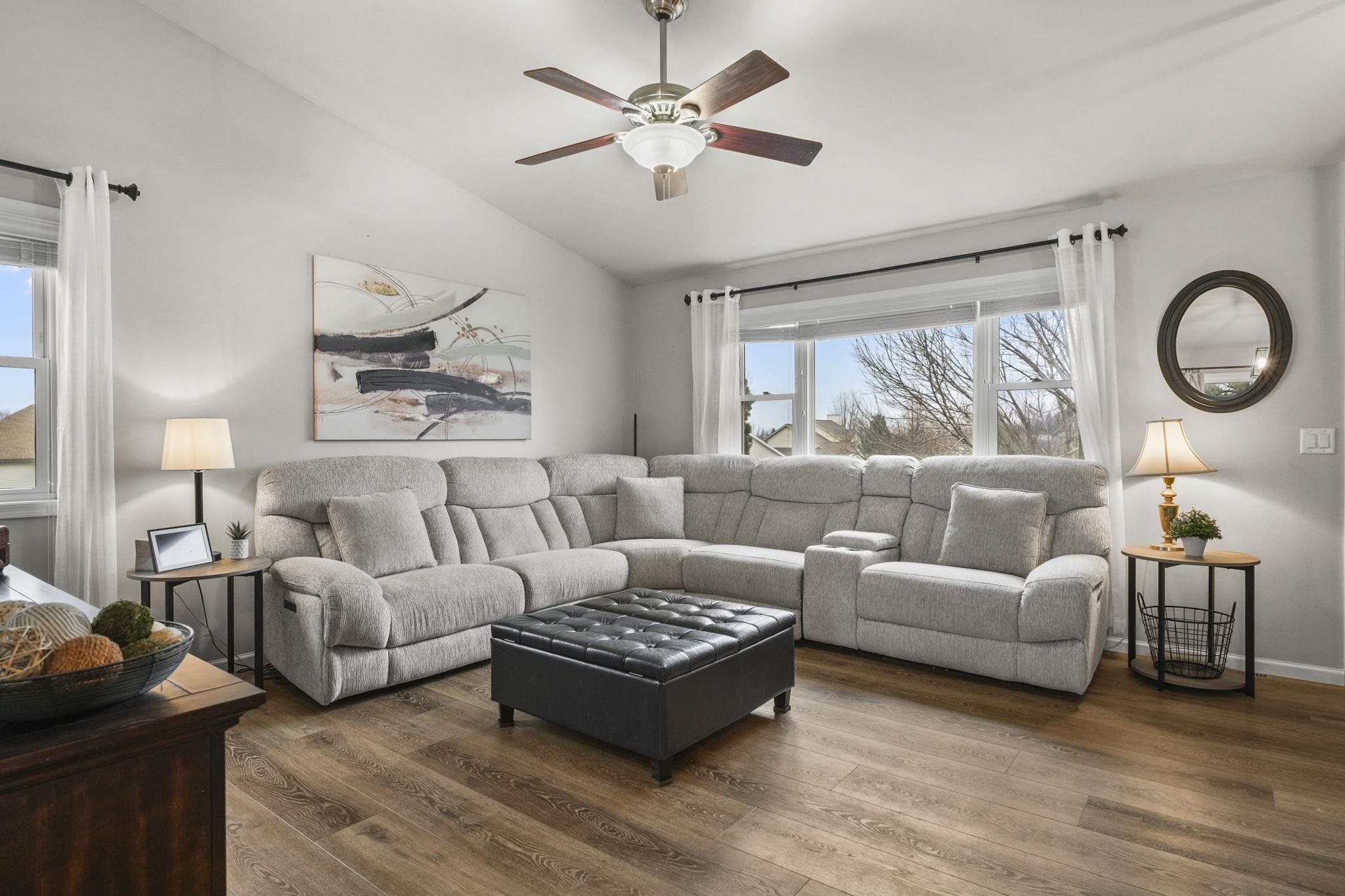 3266 Box Hill Road