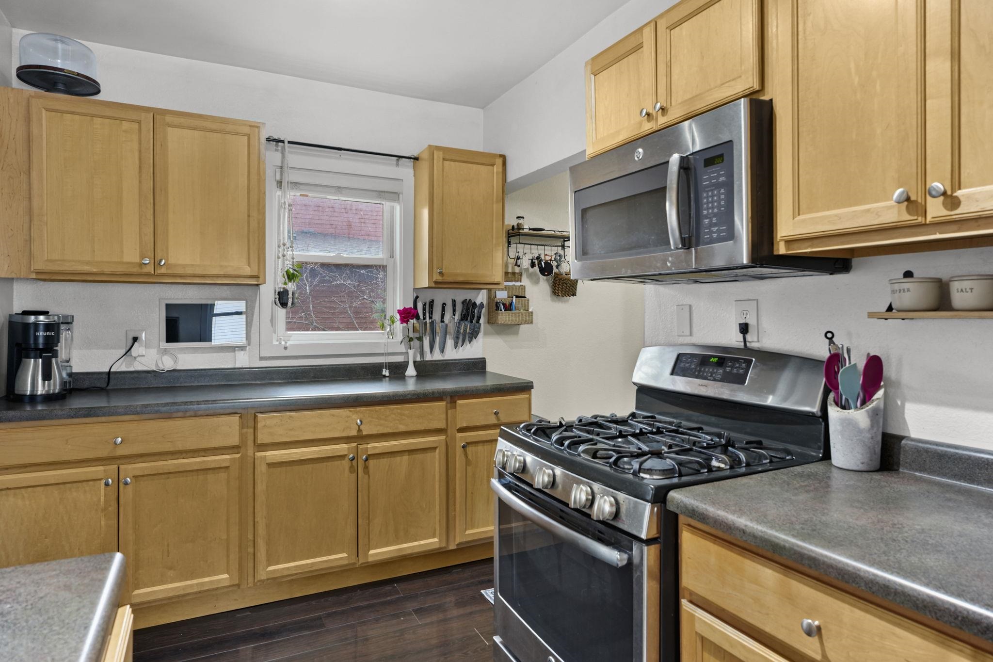 9 N Grand Avenue