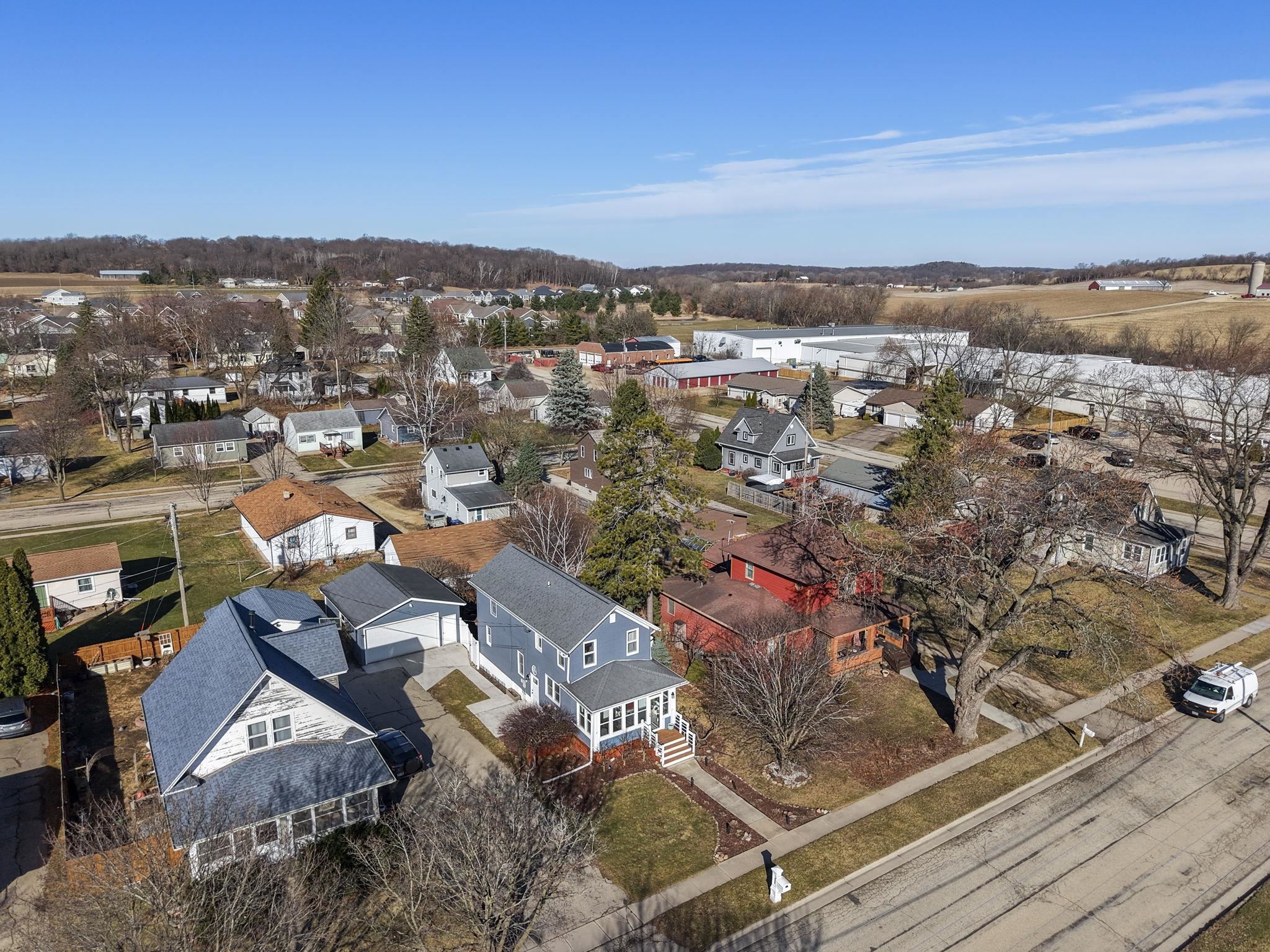9 N Grand Avenue