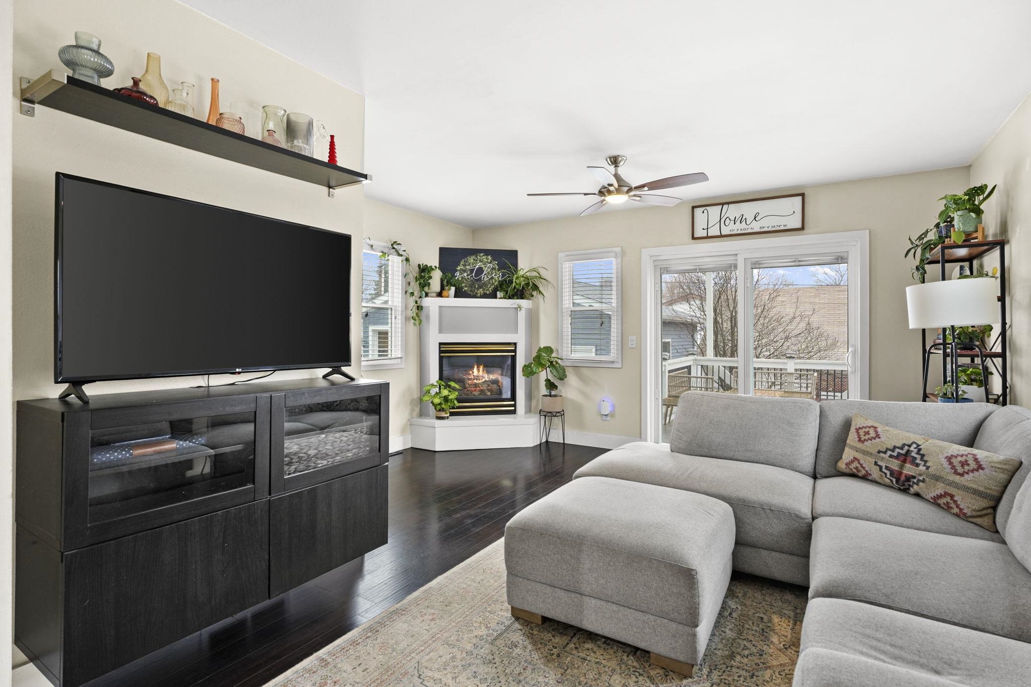 9 N Grand Avenue