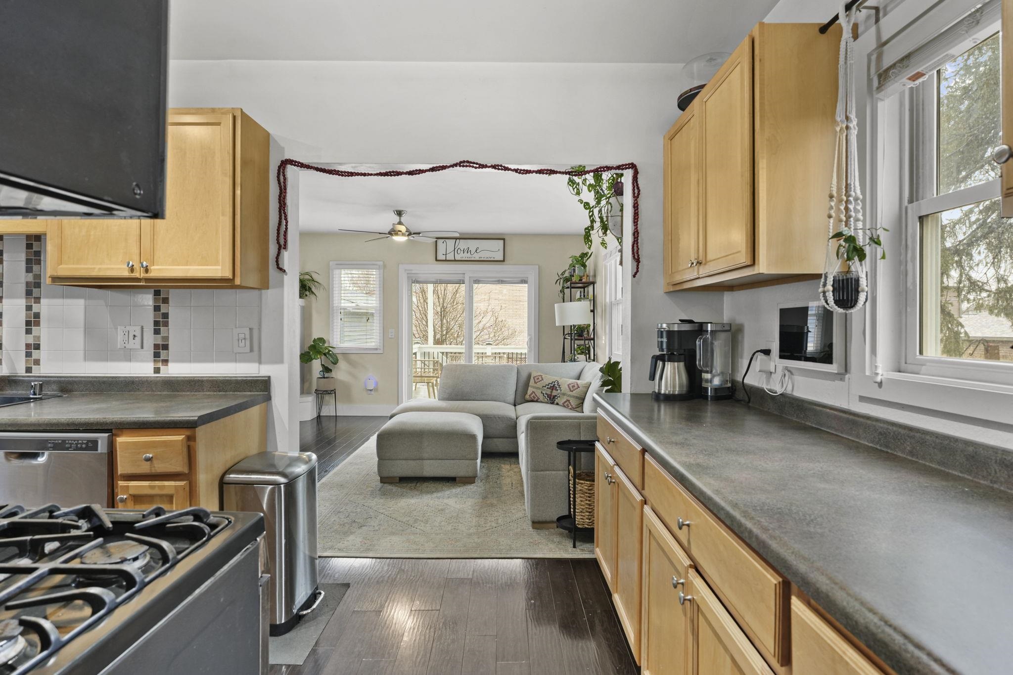 9 N Grand Avenue