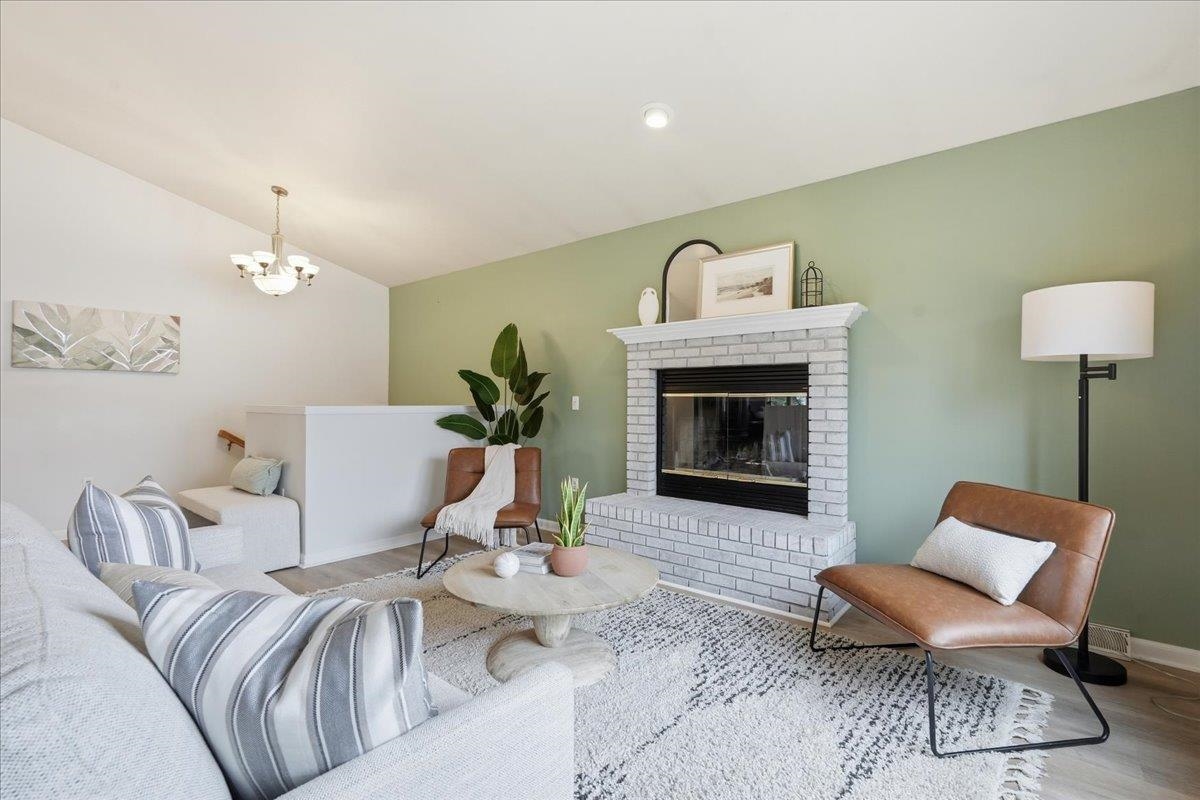 142 Meadow Ridge Lane