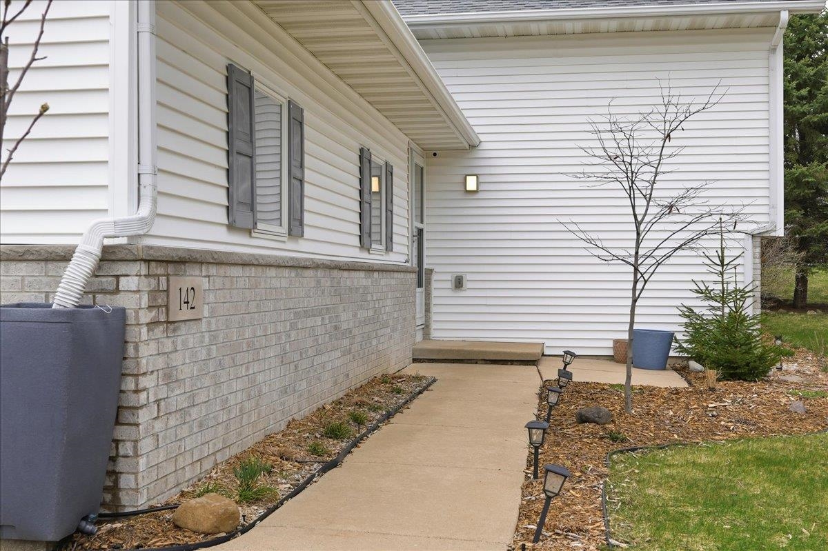 142 Meadow Ridge Lane