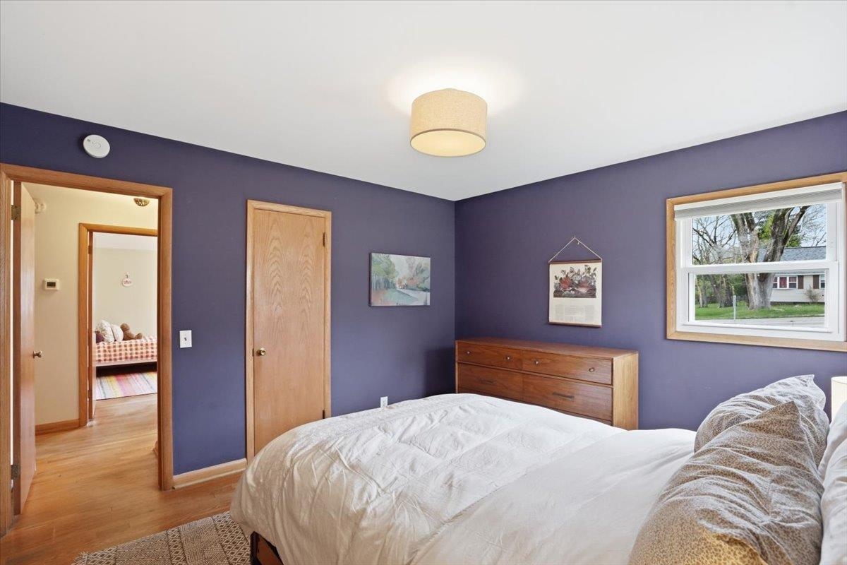 102 W Lakeview Avenue