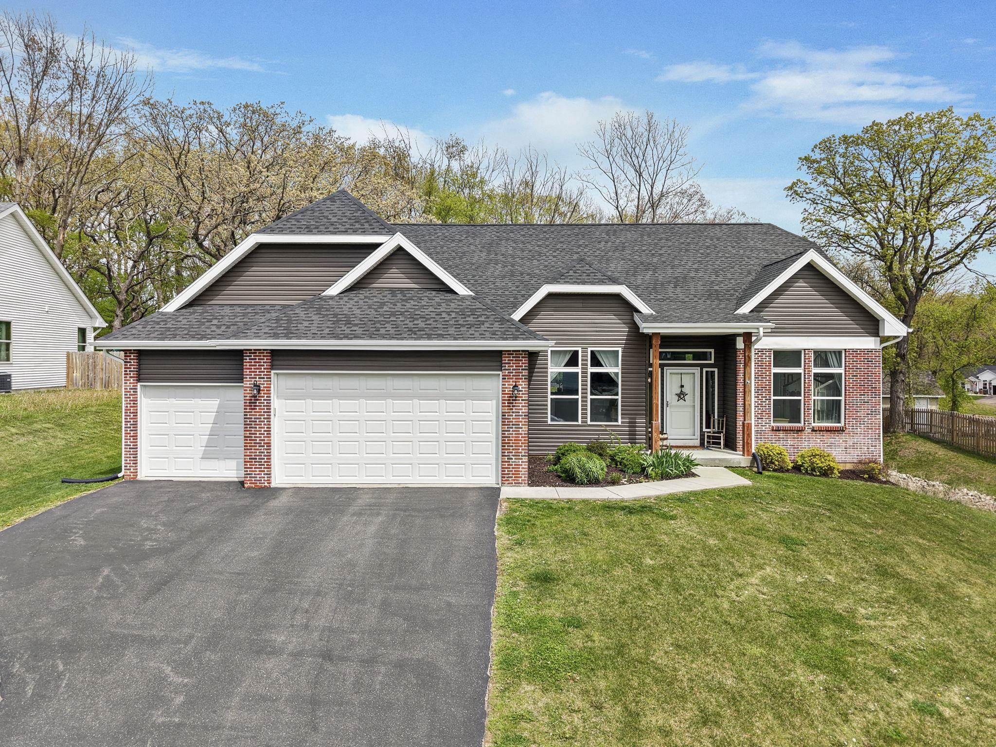 11134 N Lake Woods Drive
