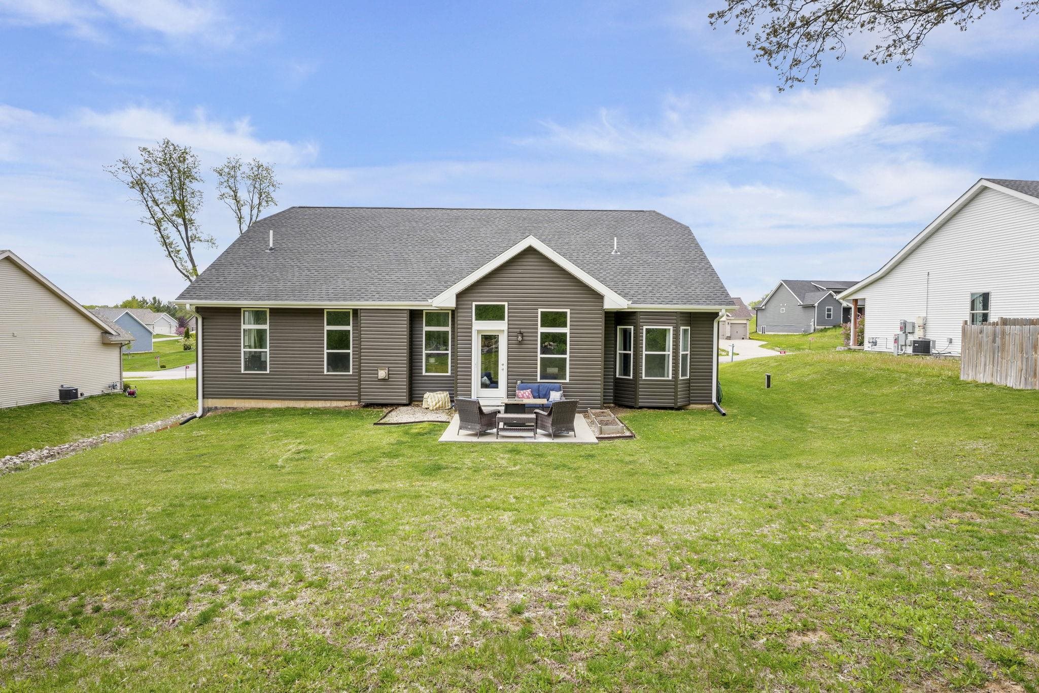 11134 N Lake Woods Drive