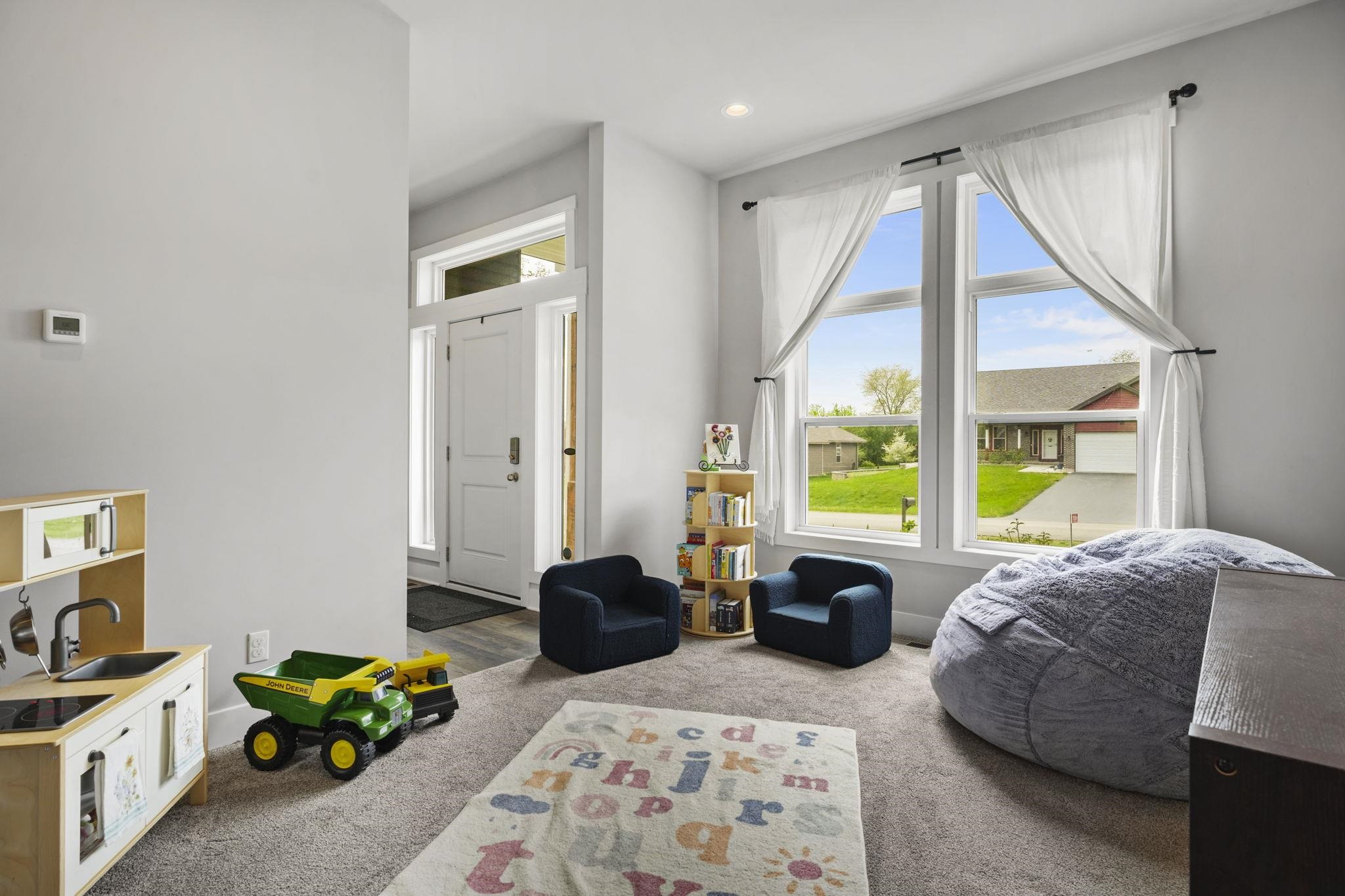 11134 N Lake Woods Drive