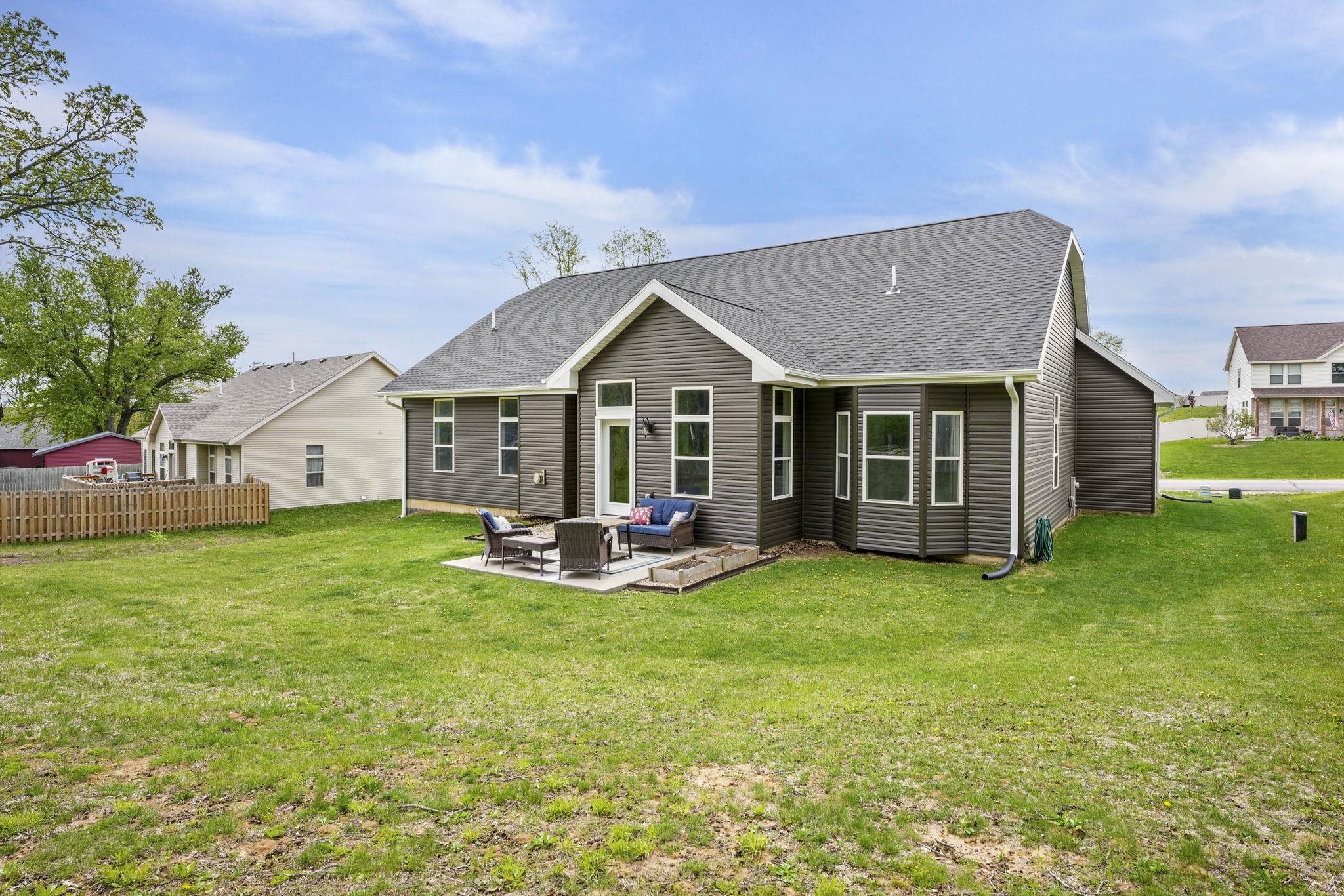 11134 N Lake Woods Drive