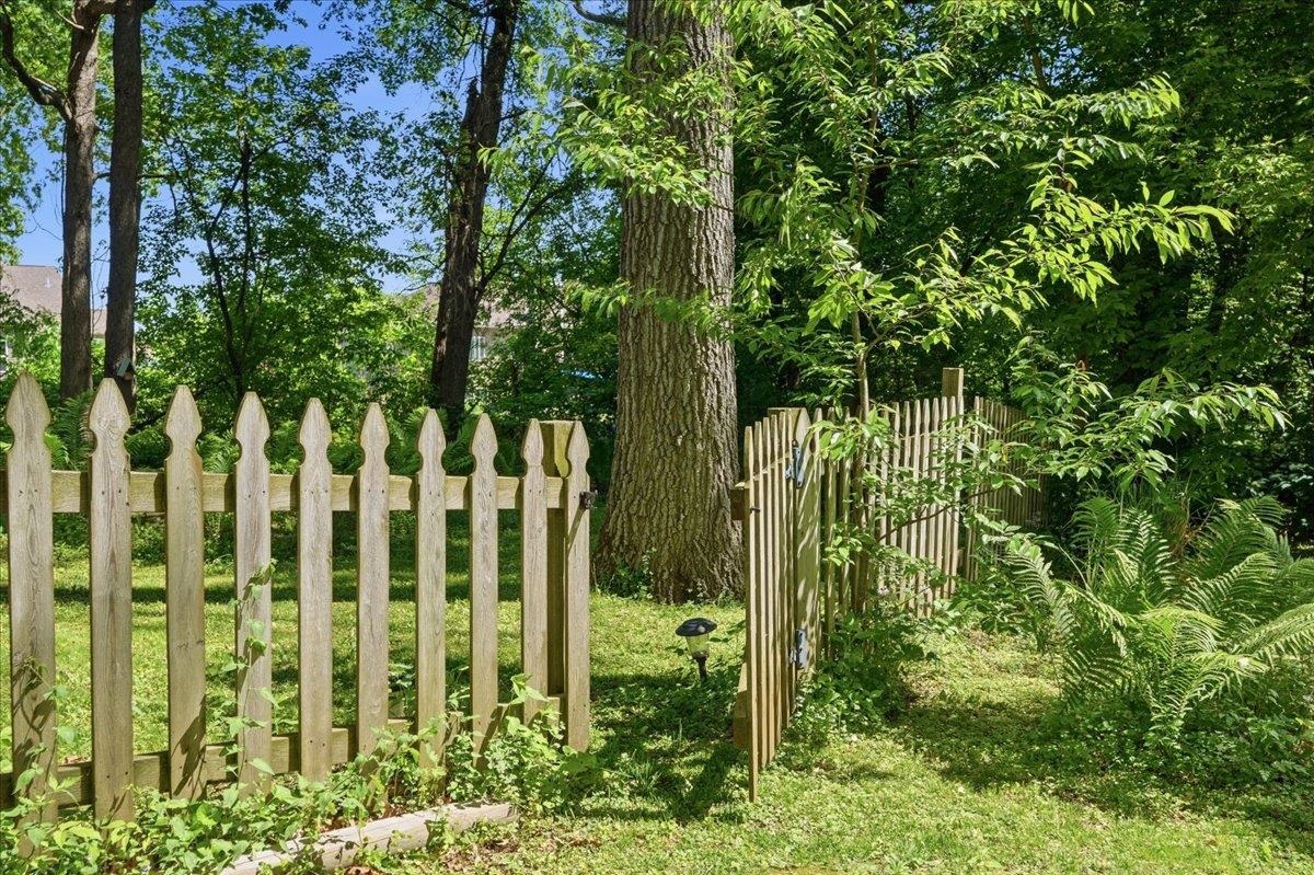 7062 Craig Lane