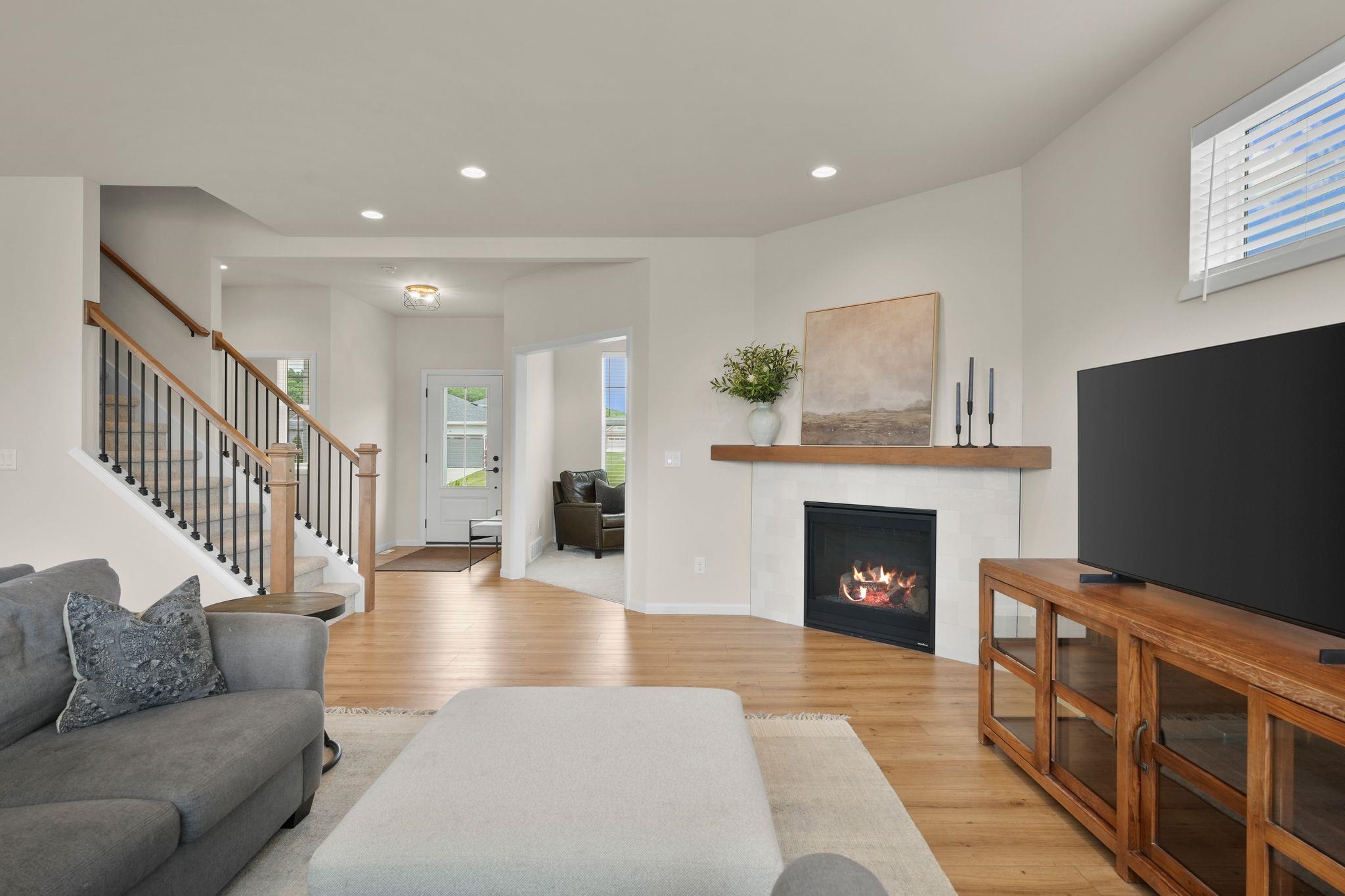 8016 Laufenberg Boulevard