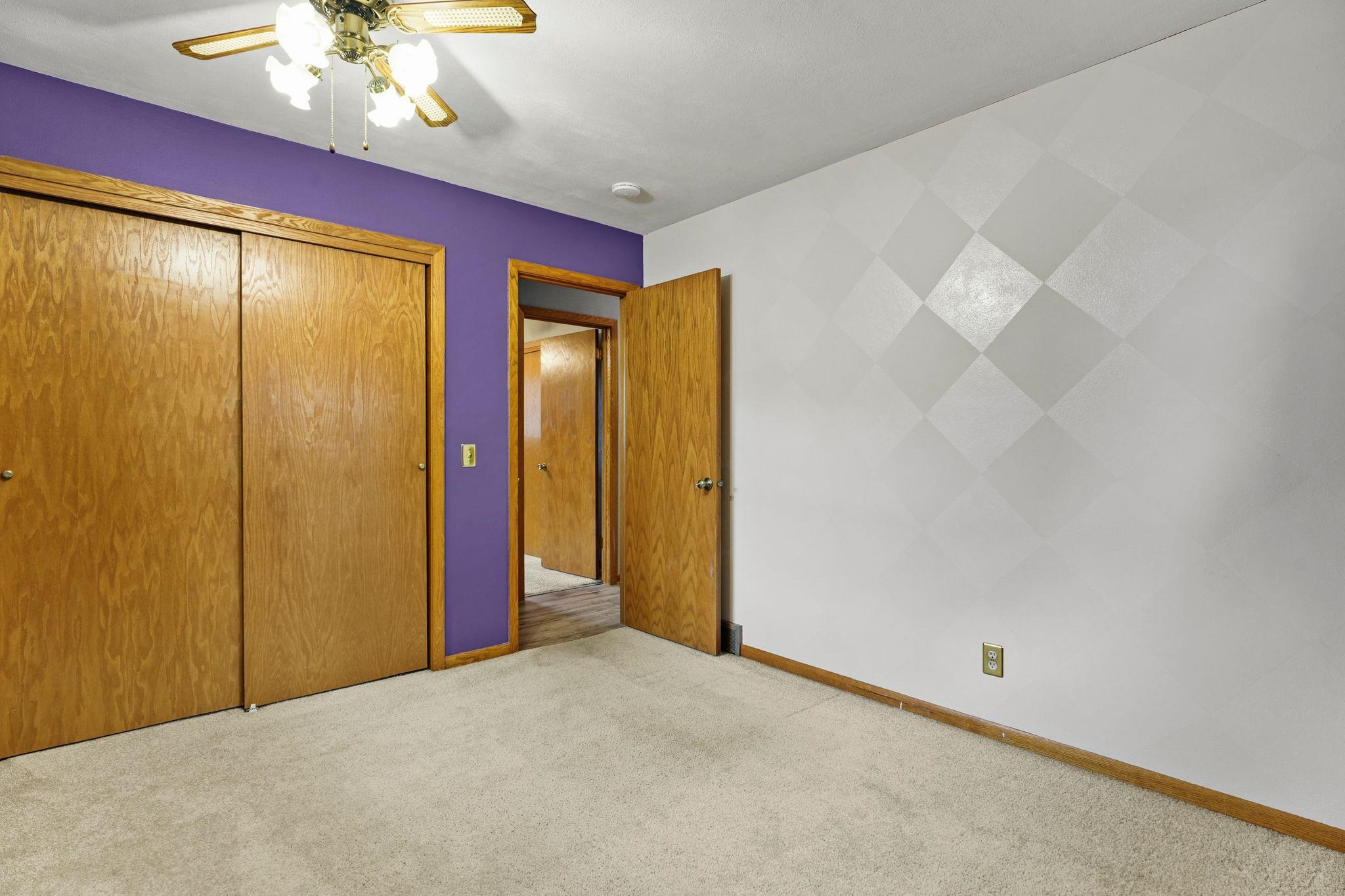1520 N Pontiac Drive