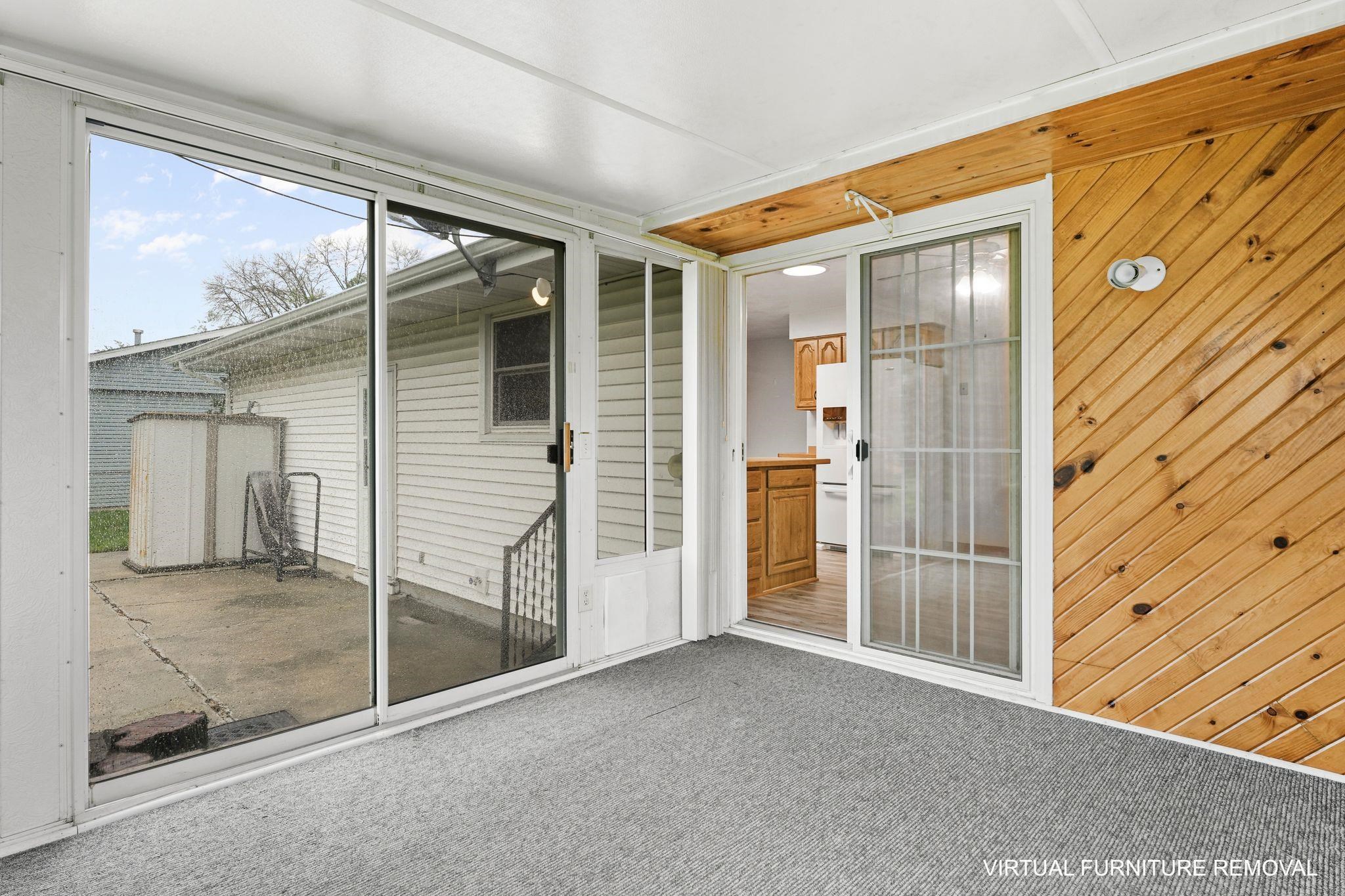 1520 N Pontiac Drive