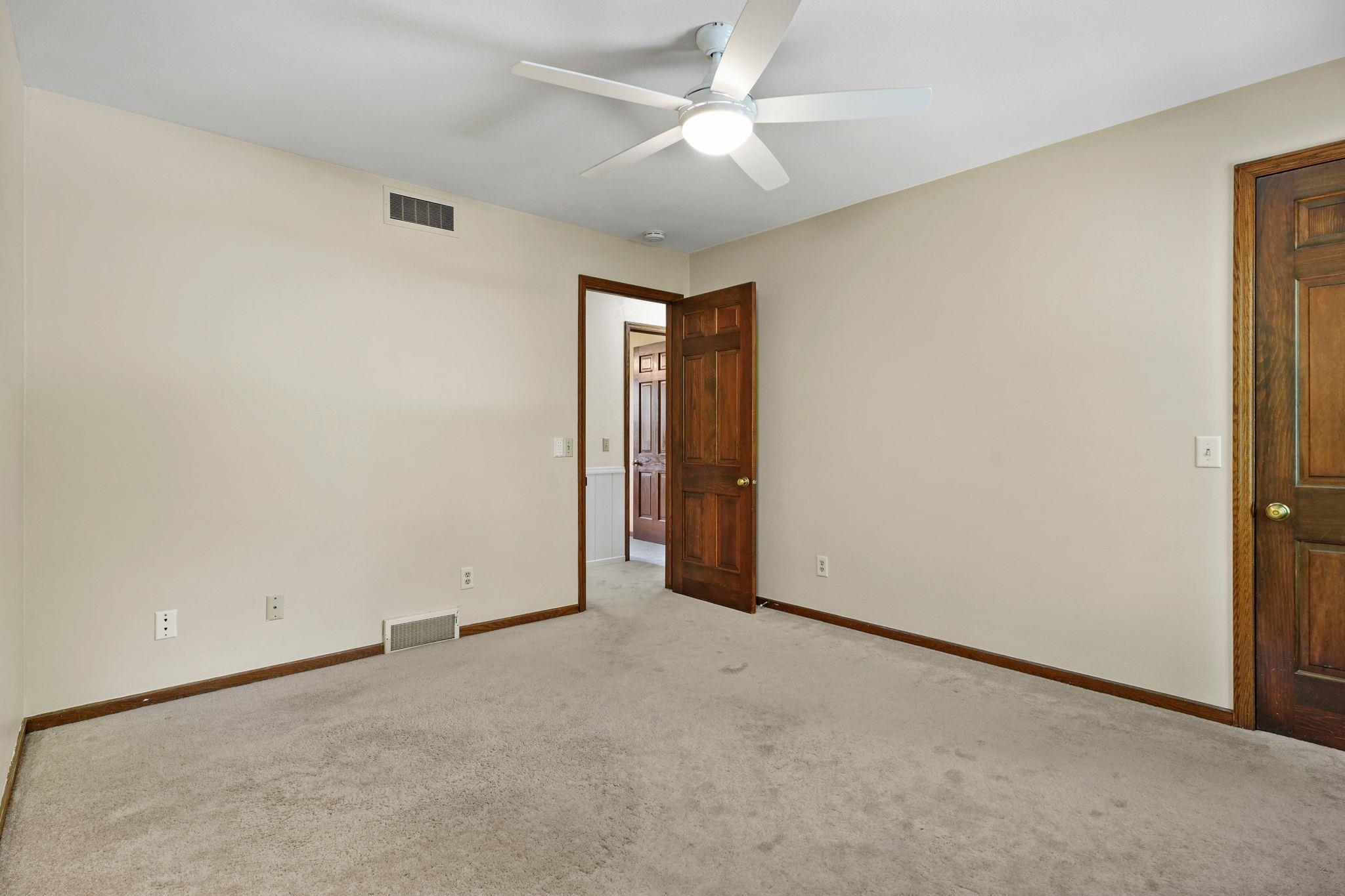 10 STONECREST Circle