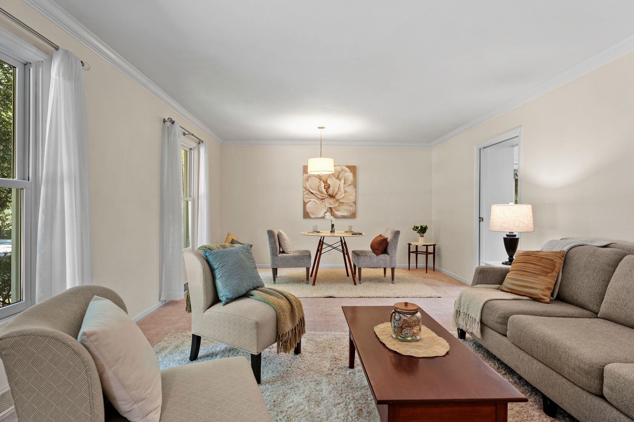 10 STONECREST Circle